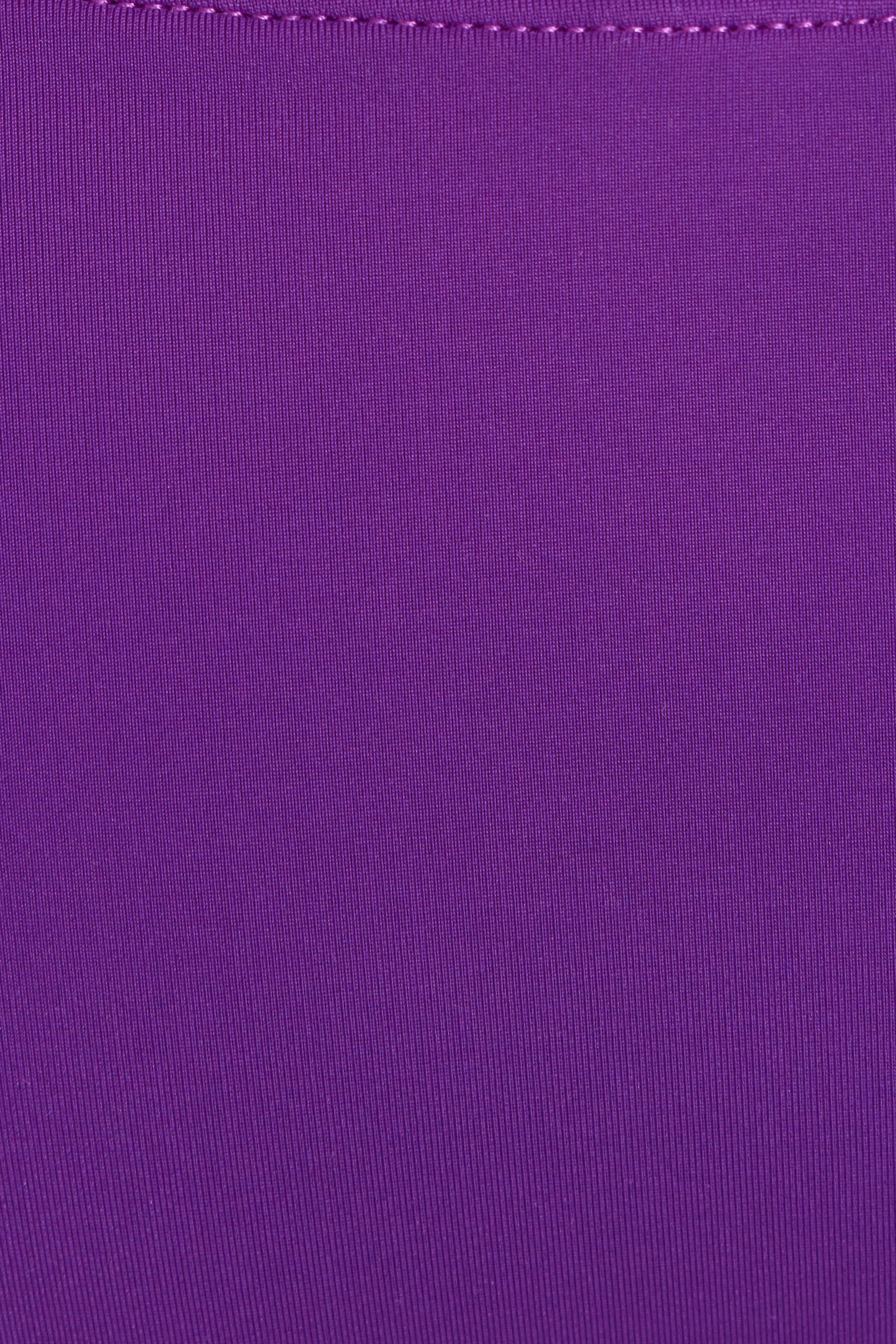 100071977_84D_alt3_1920x2880