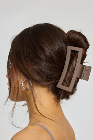 Oversized Rectangle Claw Clip