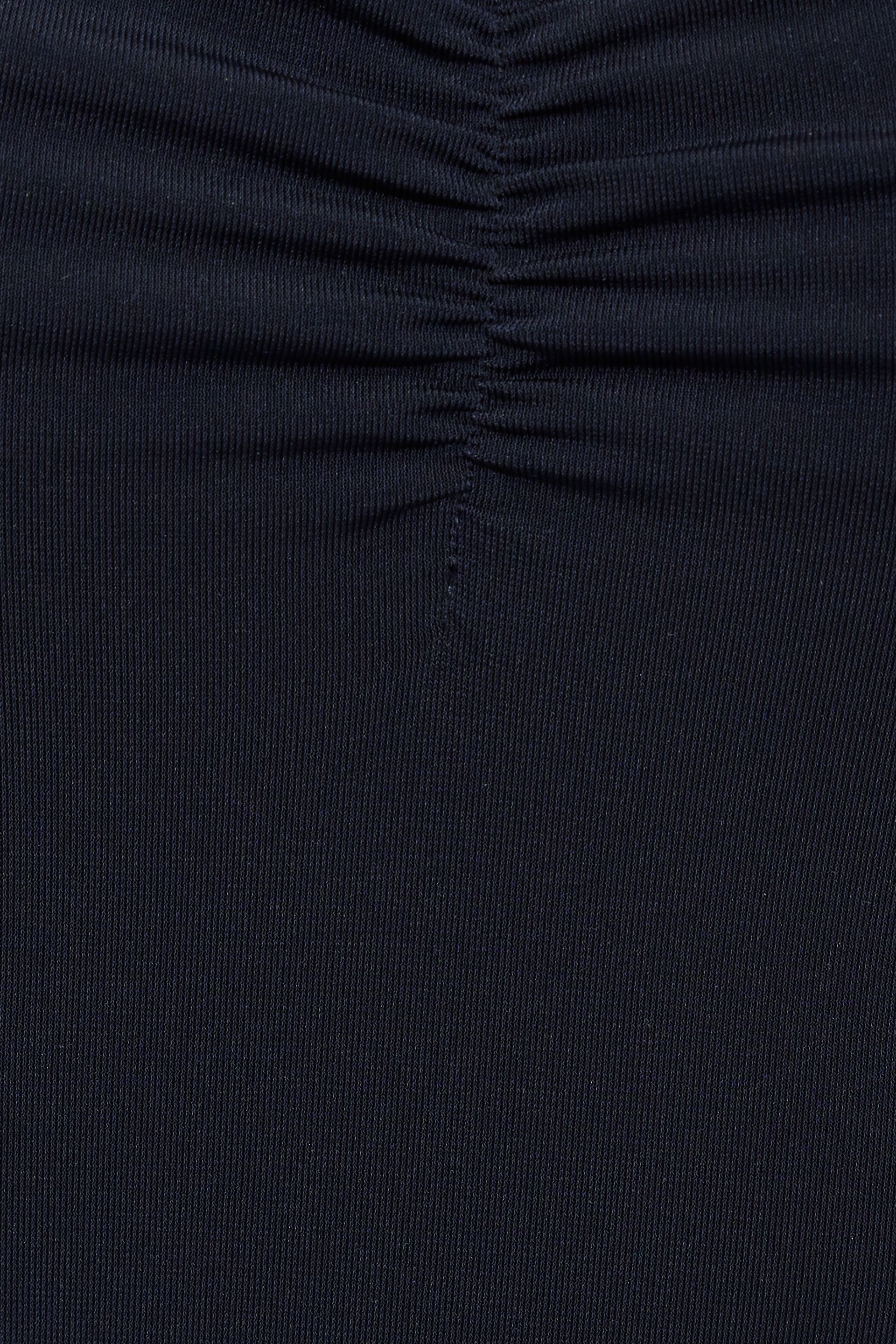 100088860_06G_alt3_1920x2880