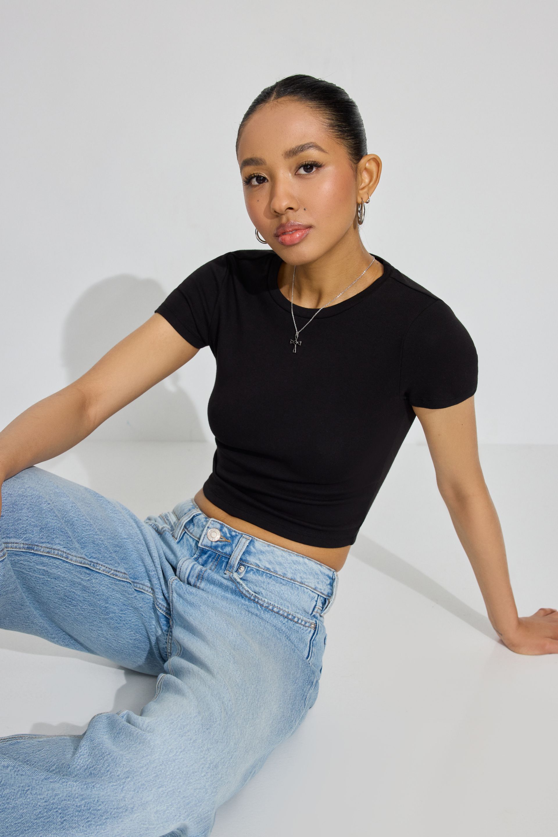 100090225_06V_1920x2880-2