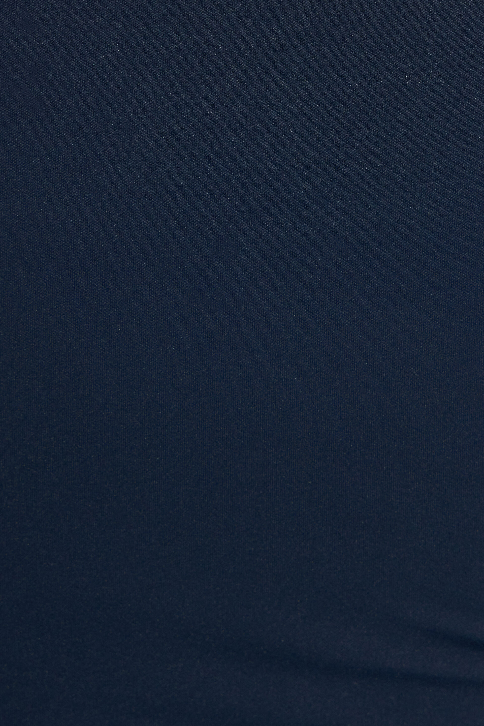 100090427_83T_alt3_1920x2880-3