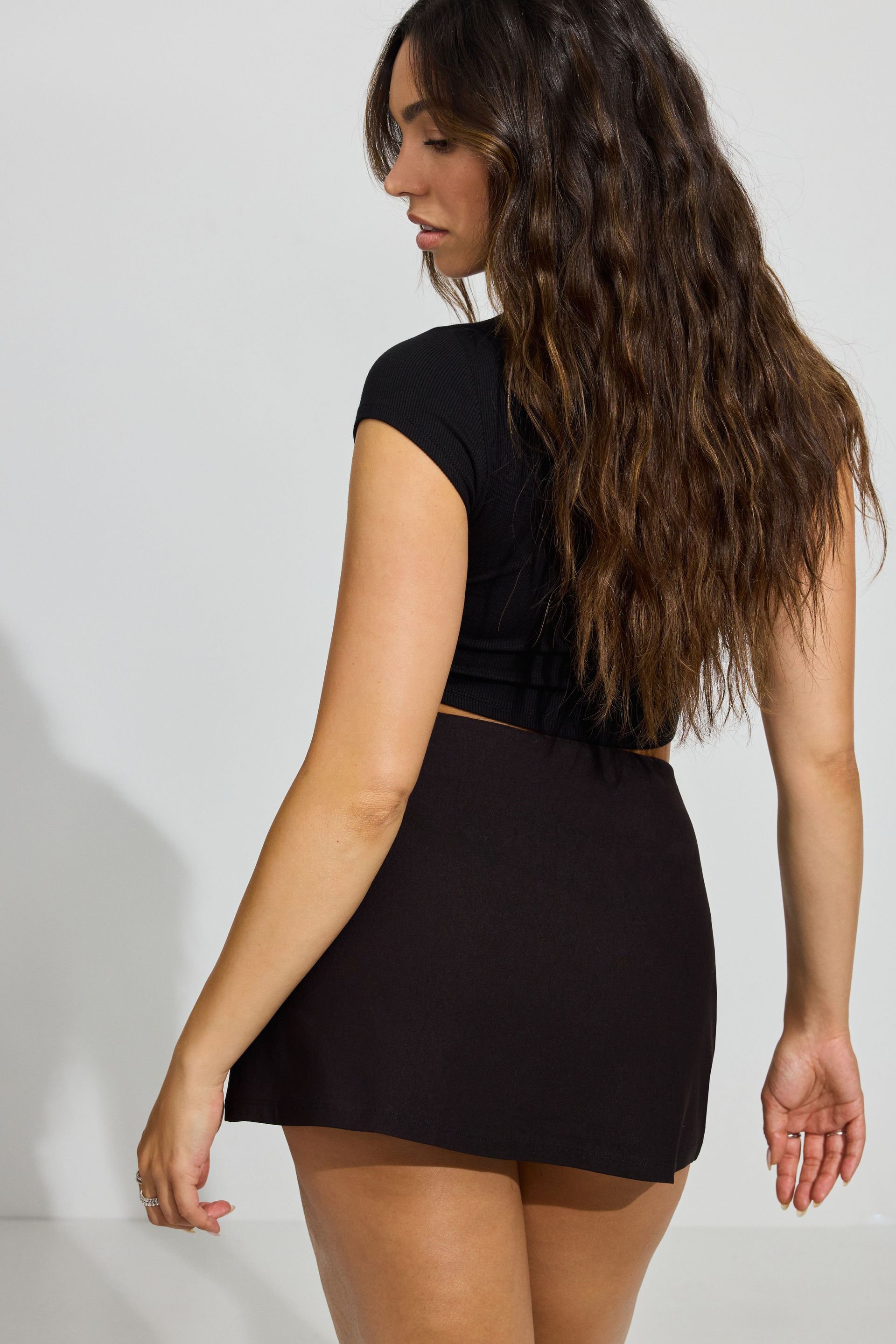 100091375_06V_alt3_1920x2880-9