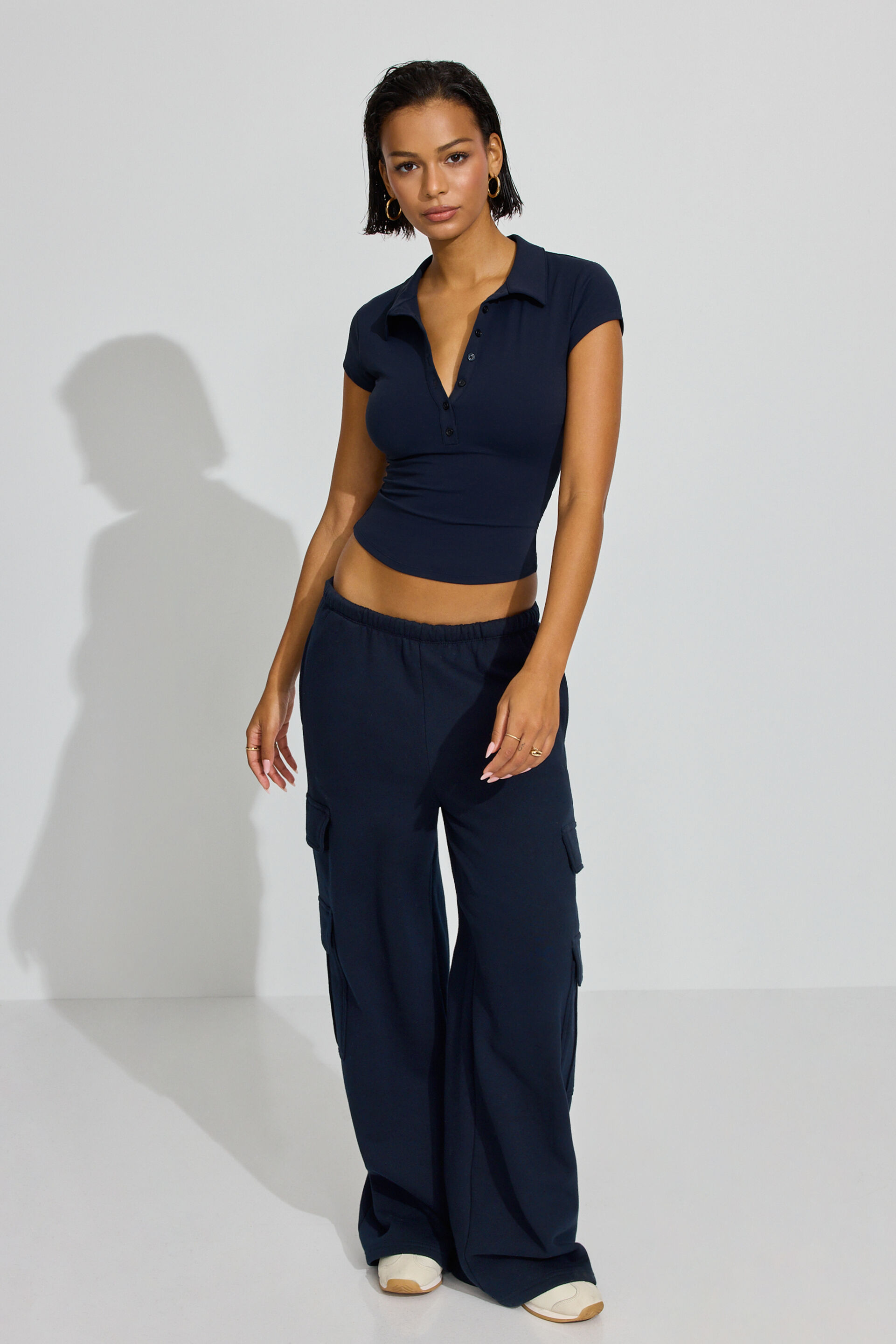 100091765_06G_alt1_1920x2880-3