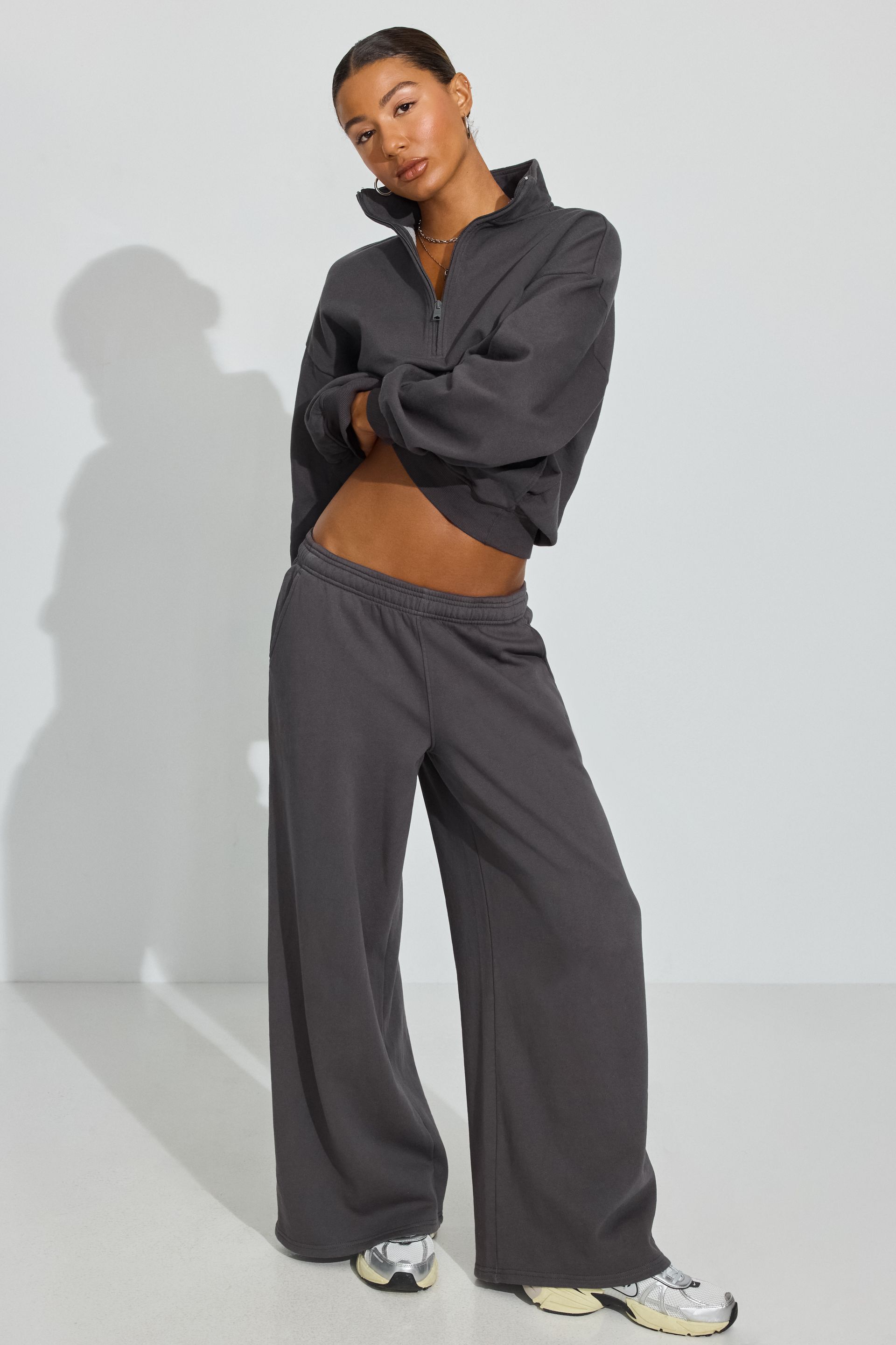 100091830_5GK_alt1_1920x2880-3