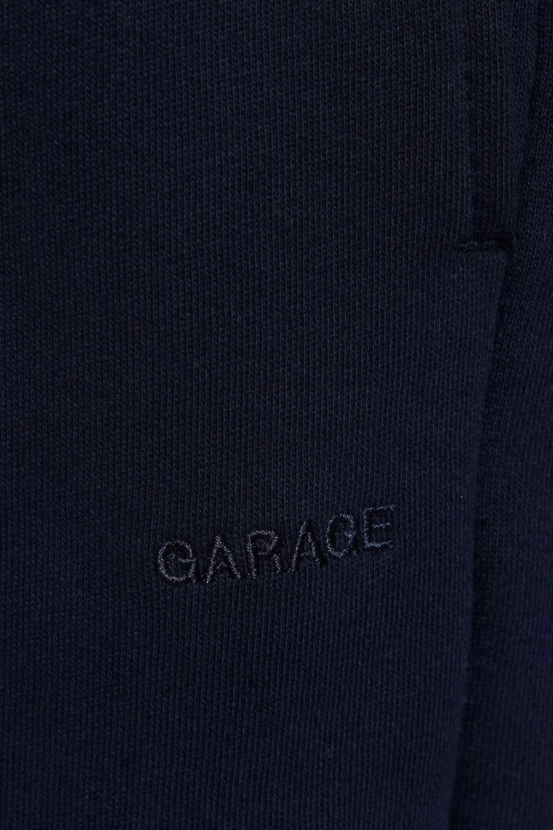 100091919_06G_alt3_1920x2880-1