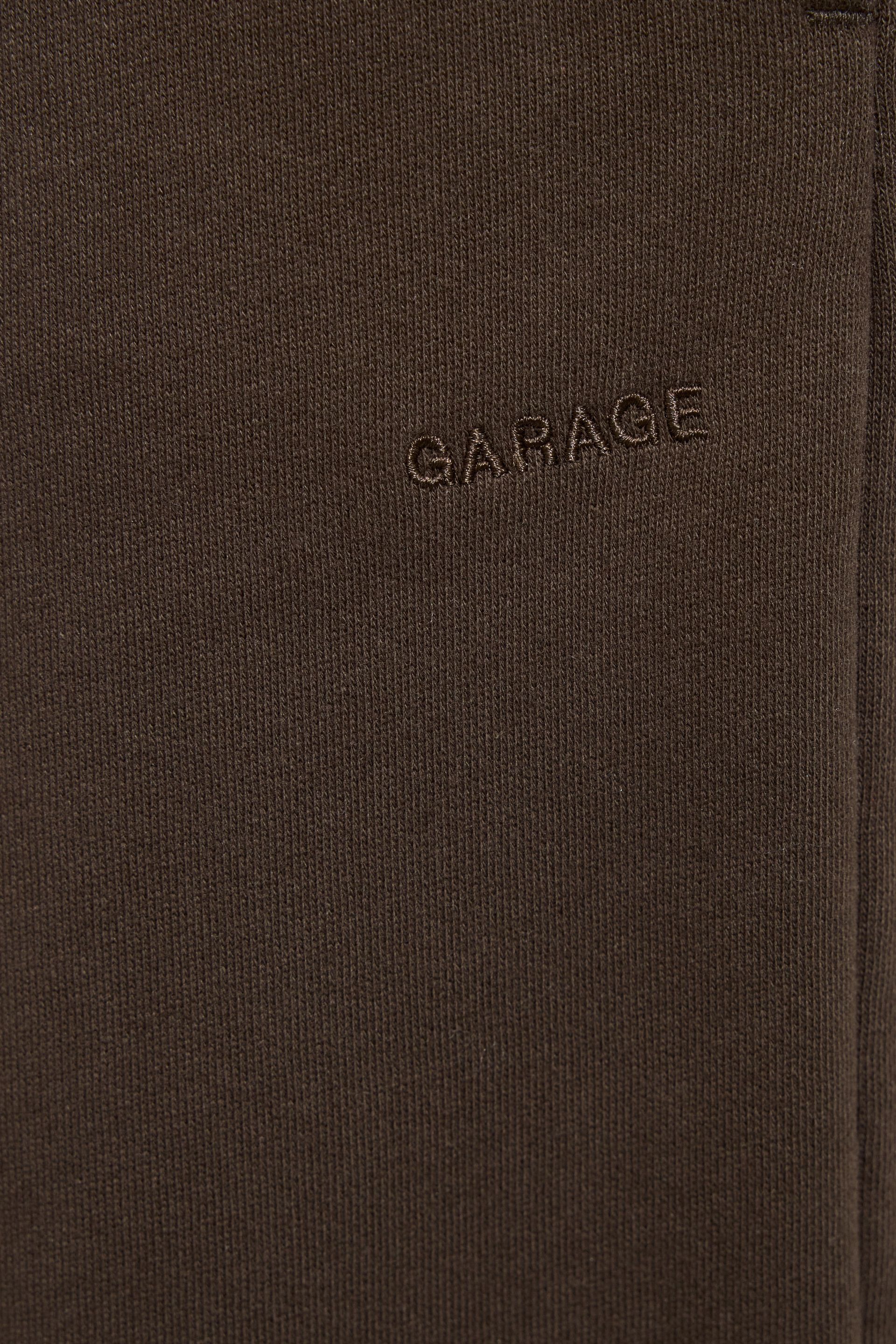 100091919_4DD_alt4_1920x2880-1