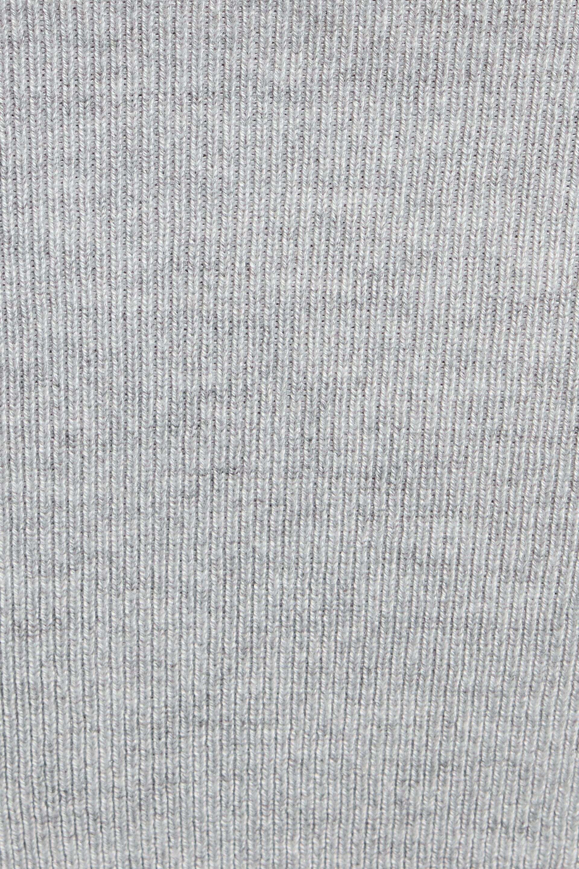 100092076_18X_alt5_1920x2880