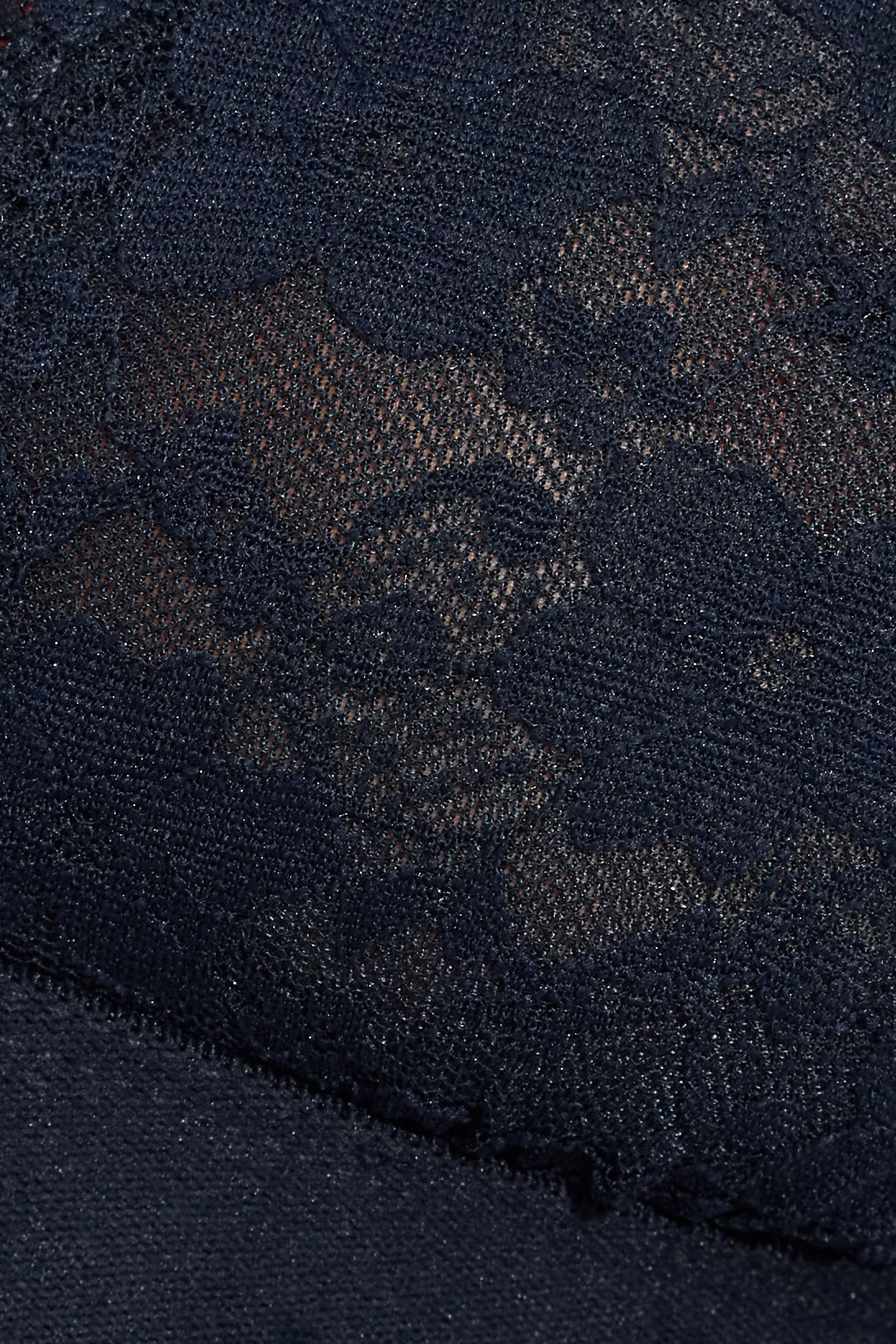 100092200_06G_alt4_1920x2880-2