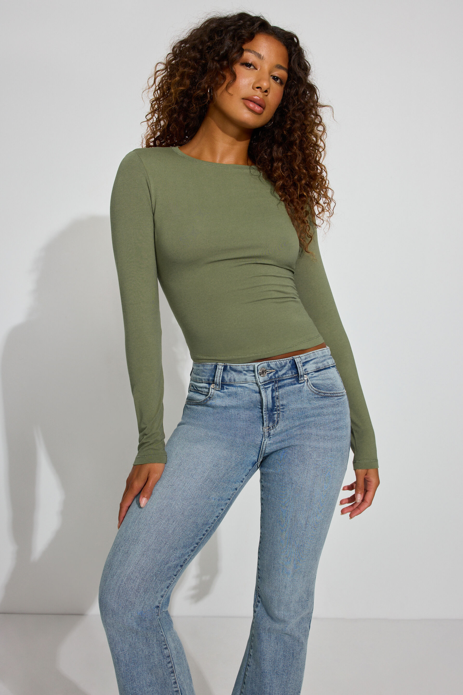 100092727_0HS_alt1_1920x2880