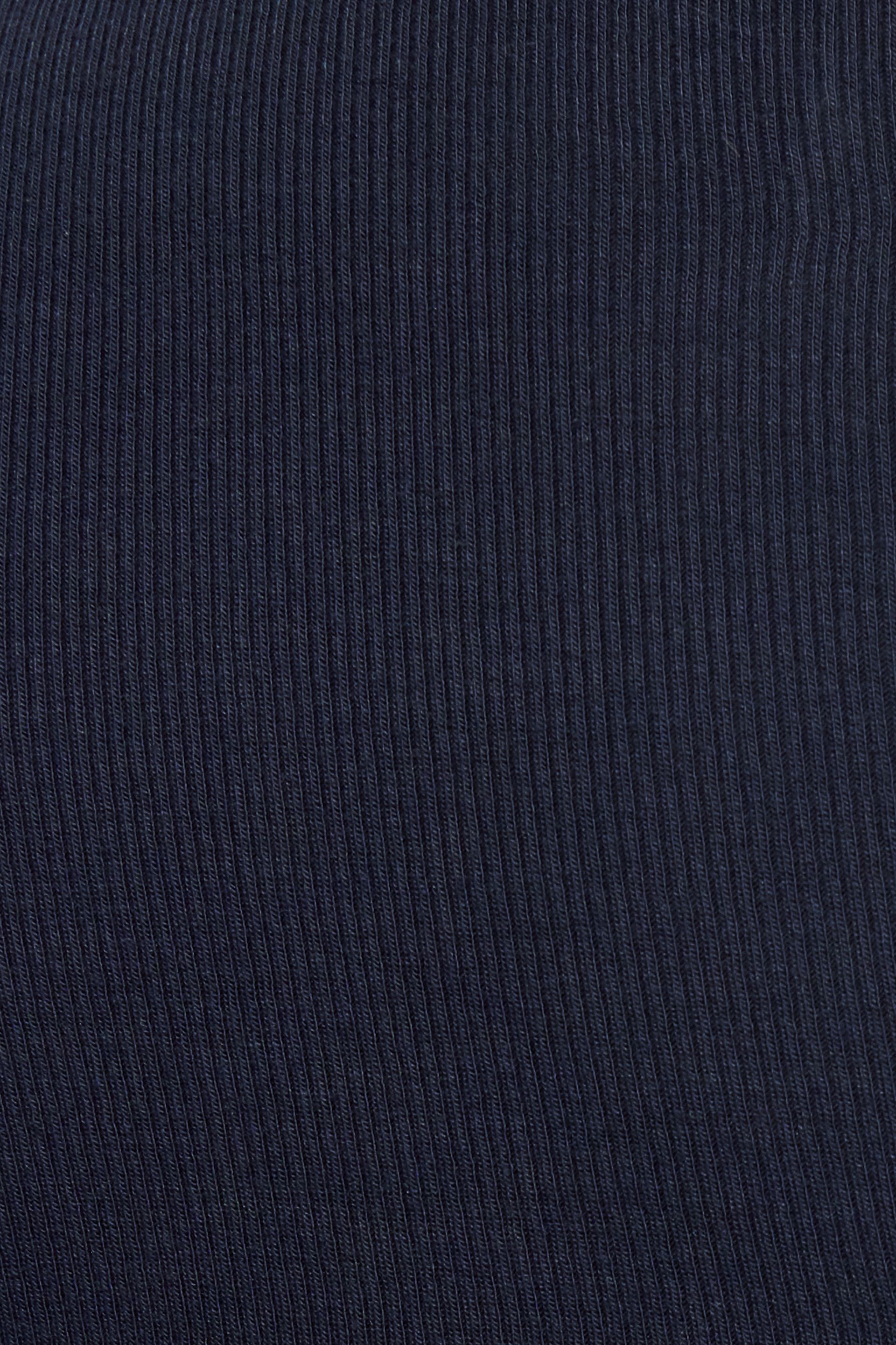 100092921_06G_alt2_1920x2880-2