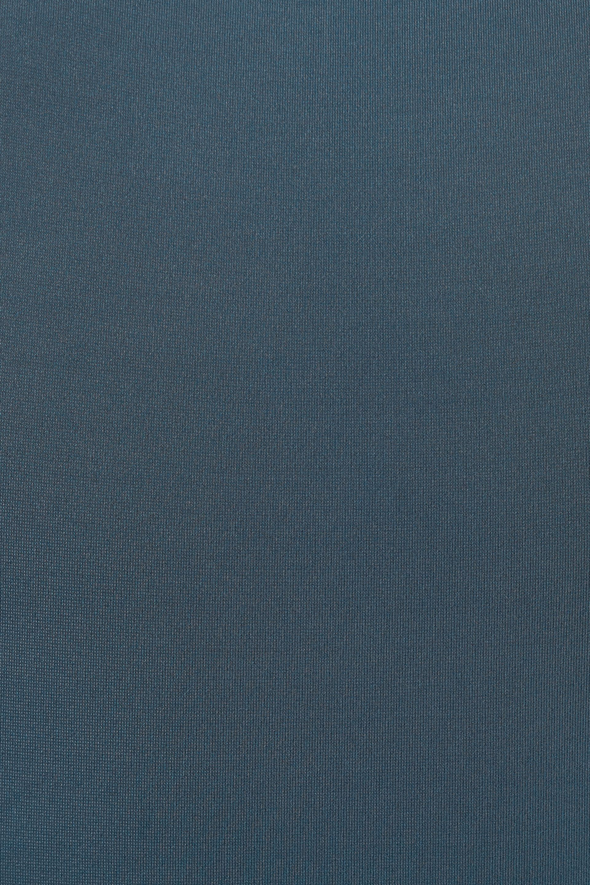 100092930_7LN_alt5_1920x2880-7