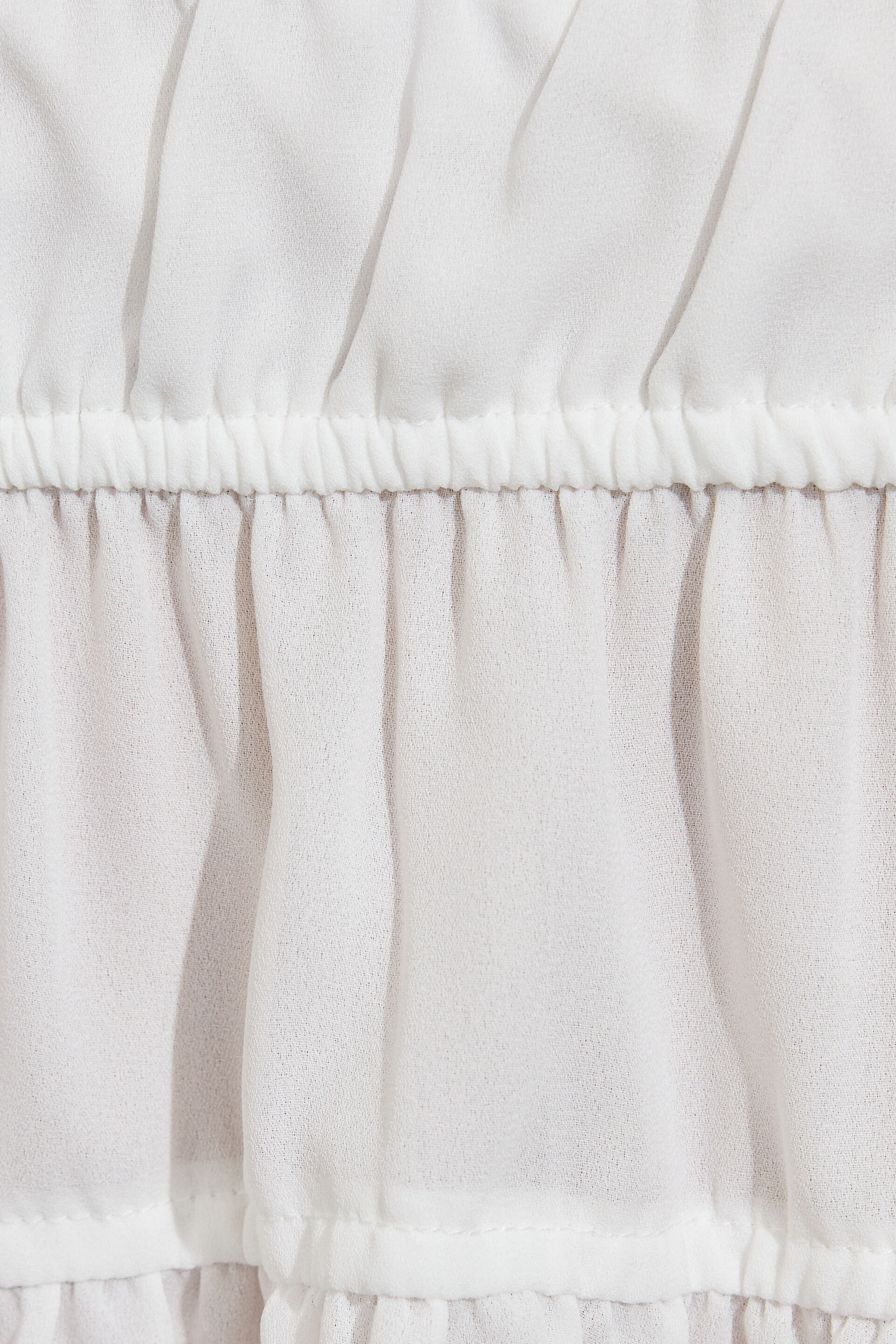 100093061_03G_alt4_1920x2880-2