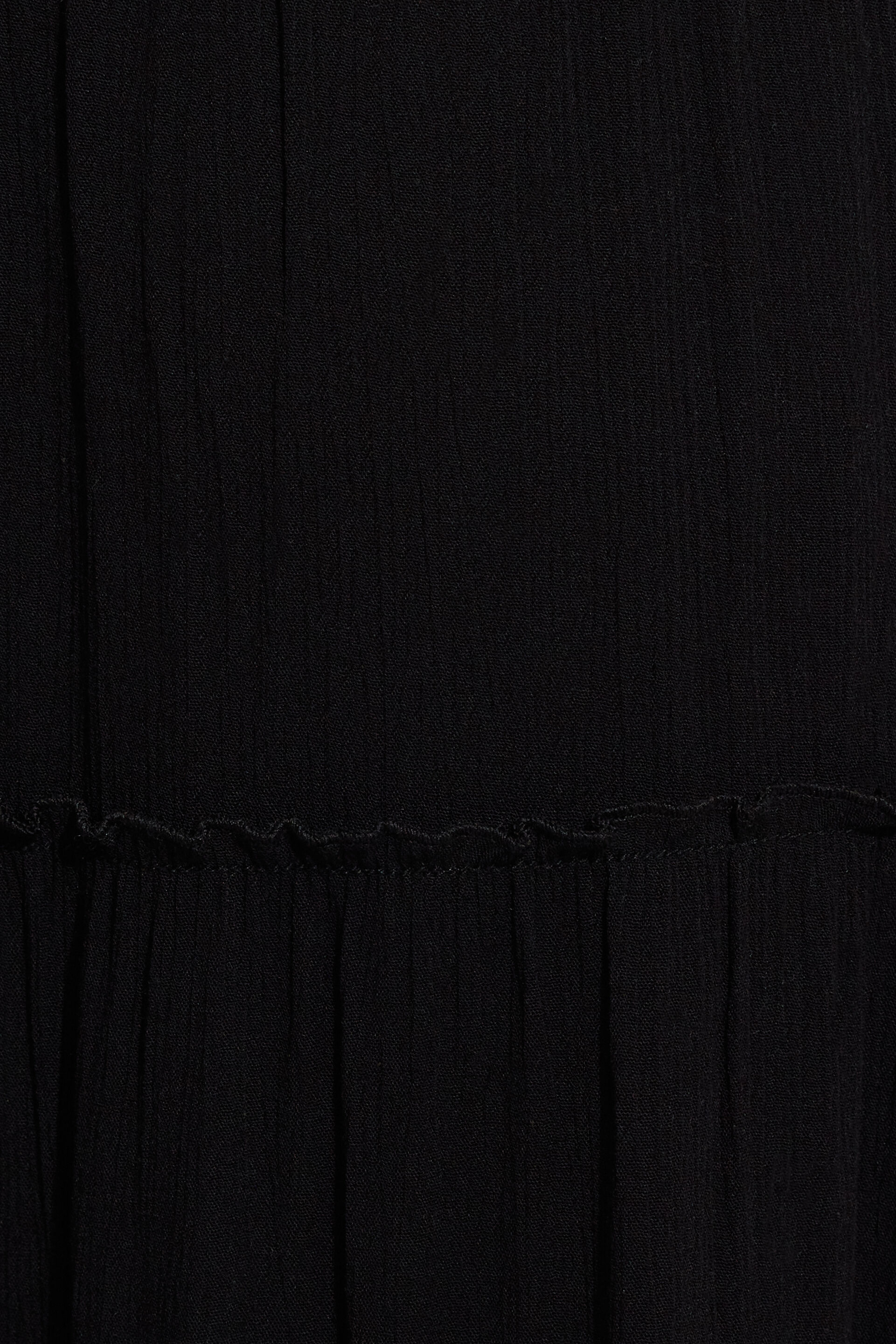 100093092_06V_alt3_1920x2880-6