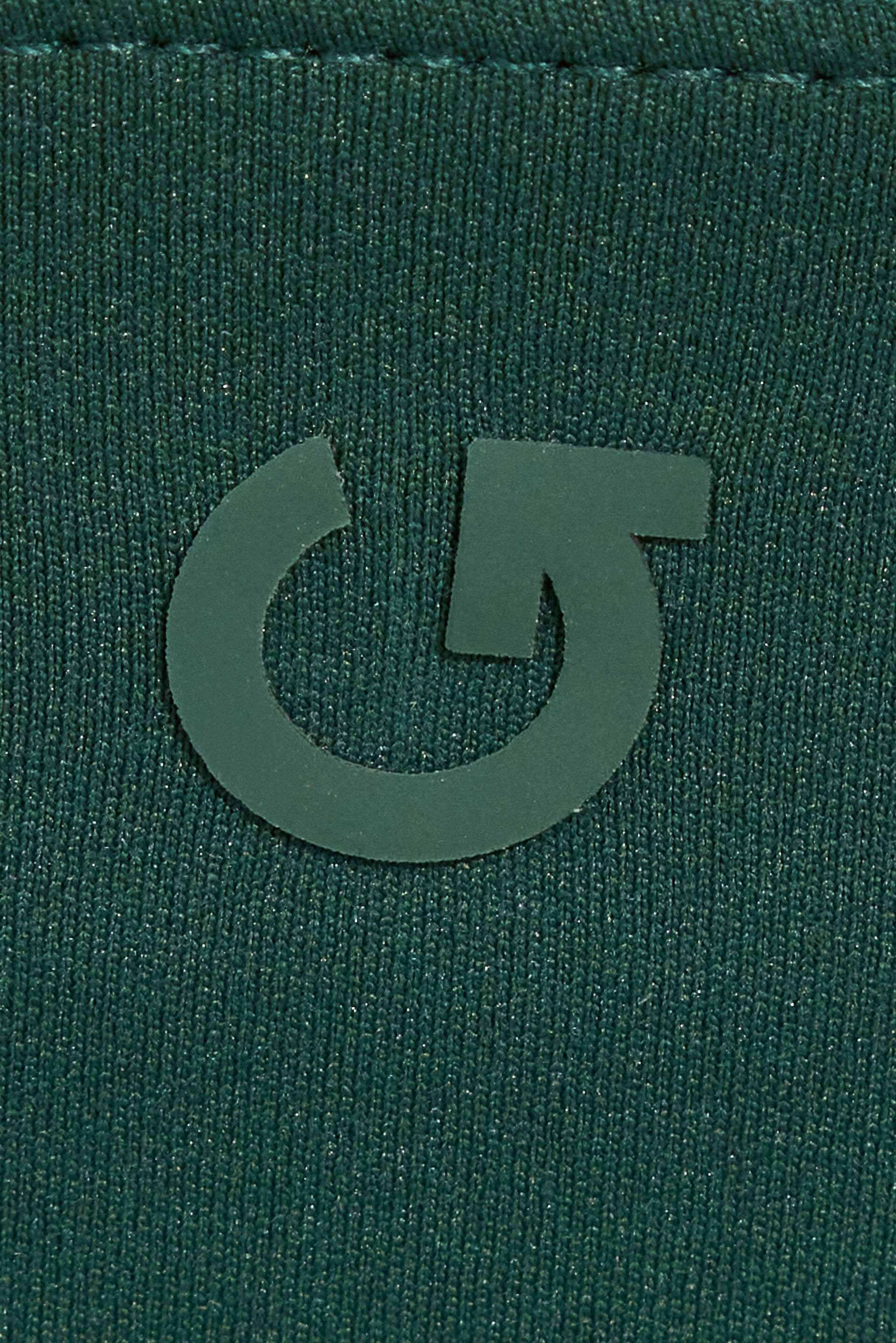 100095129_7N6_alt5_1920x2880