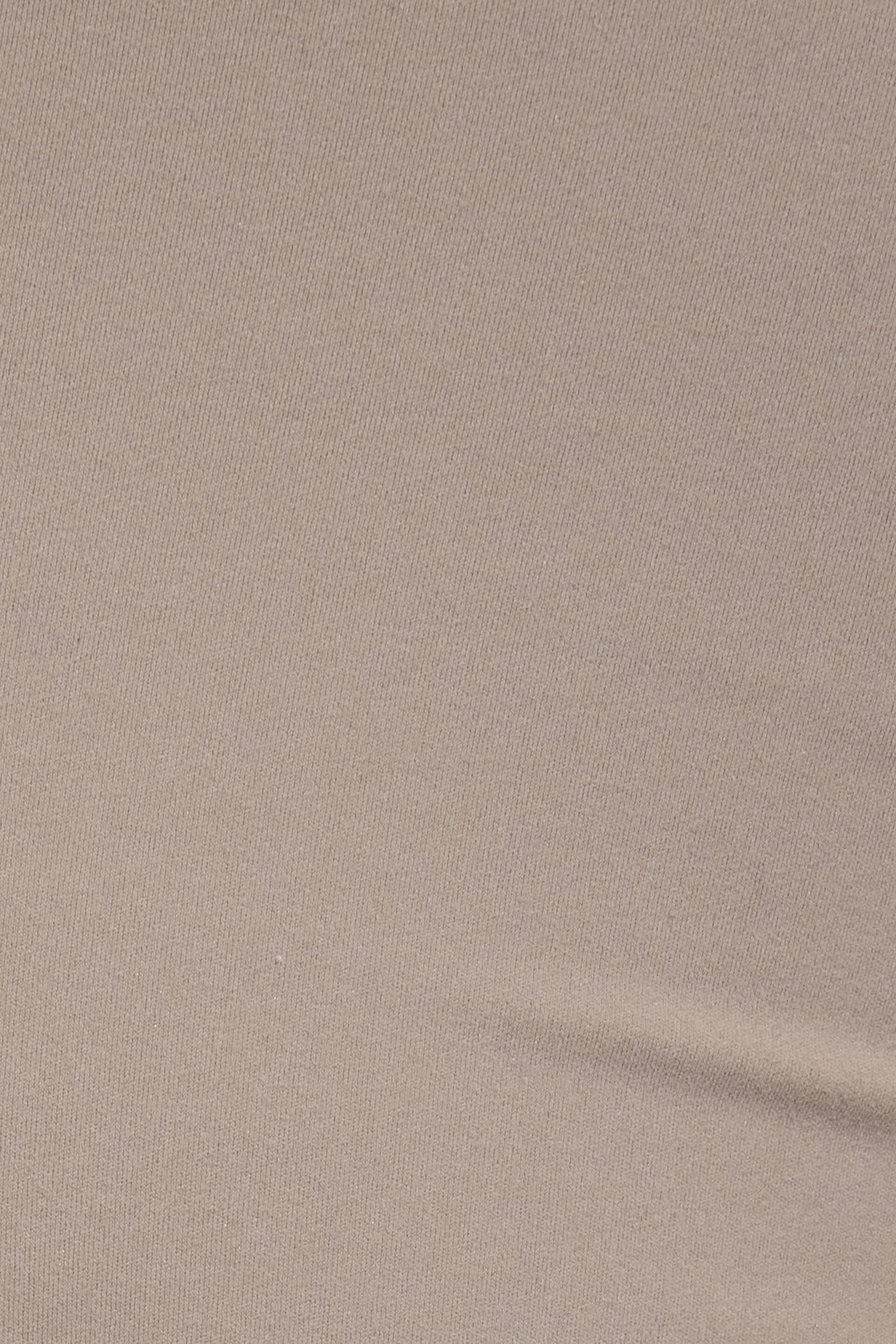 100095347_7YD_alt3_1920x2880-3