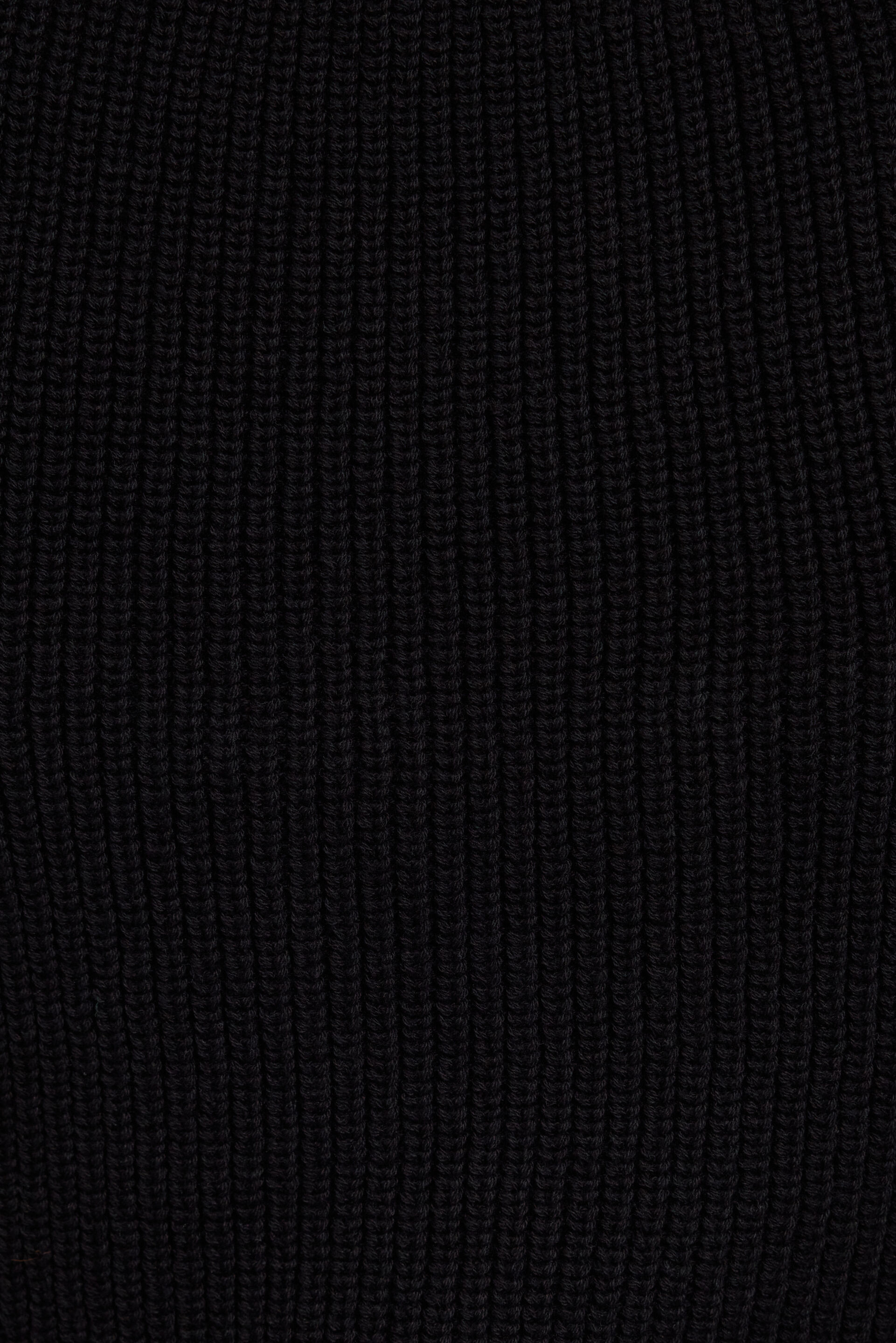 100095442_06V_alt4_1920x2880-5