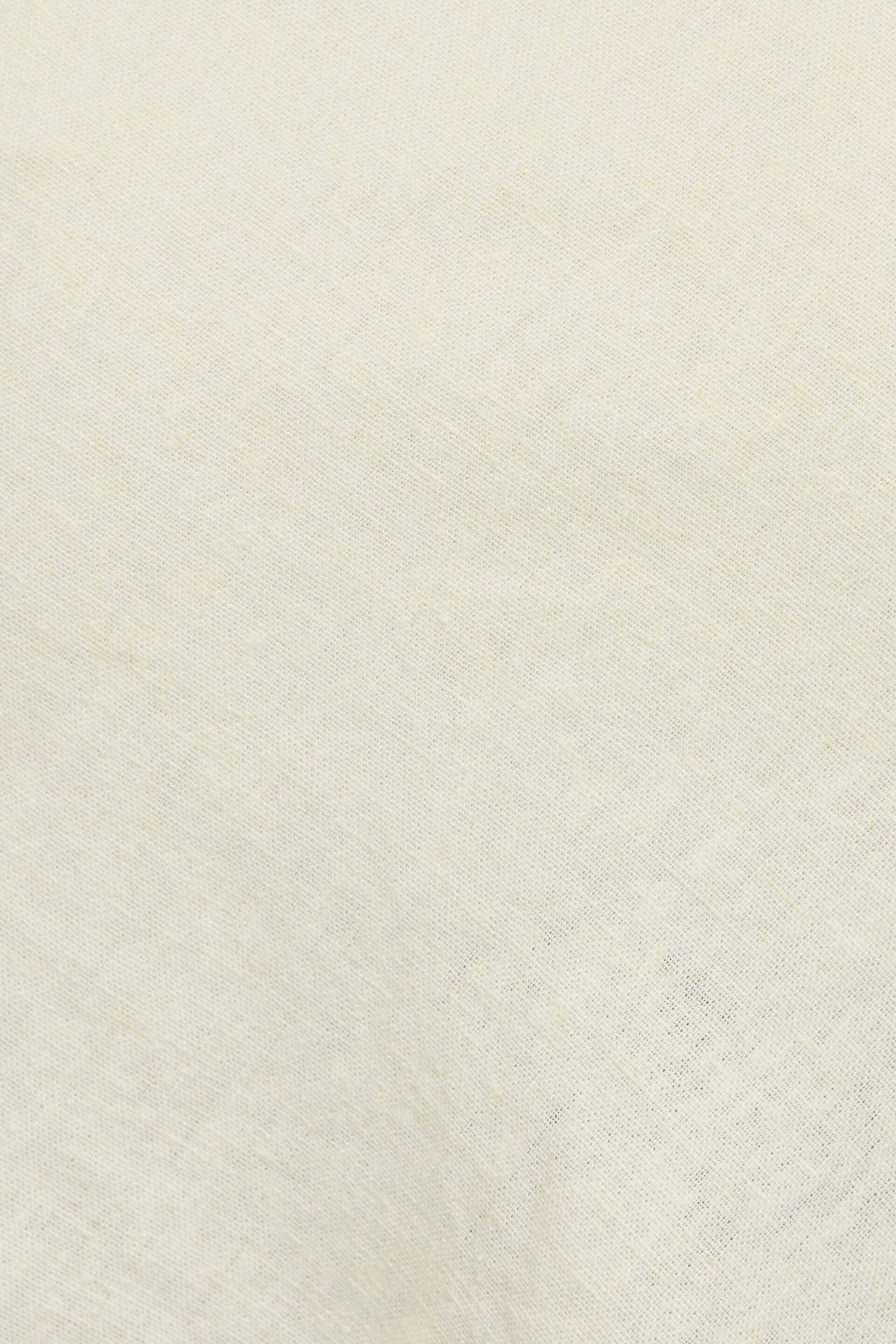 100096044_03G_alt4_1920x2880-2