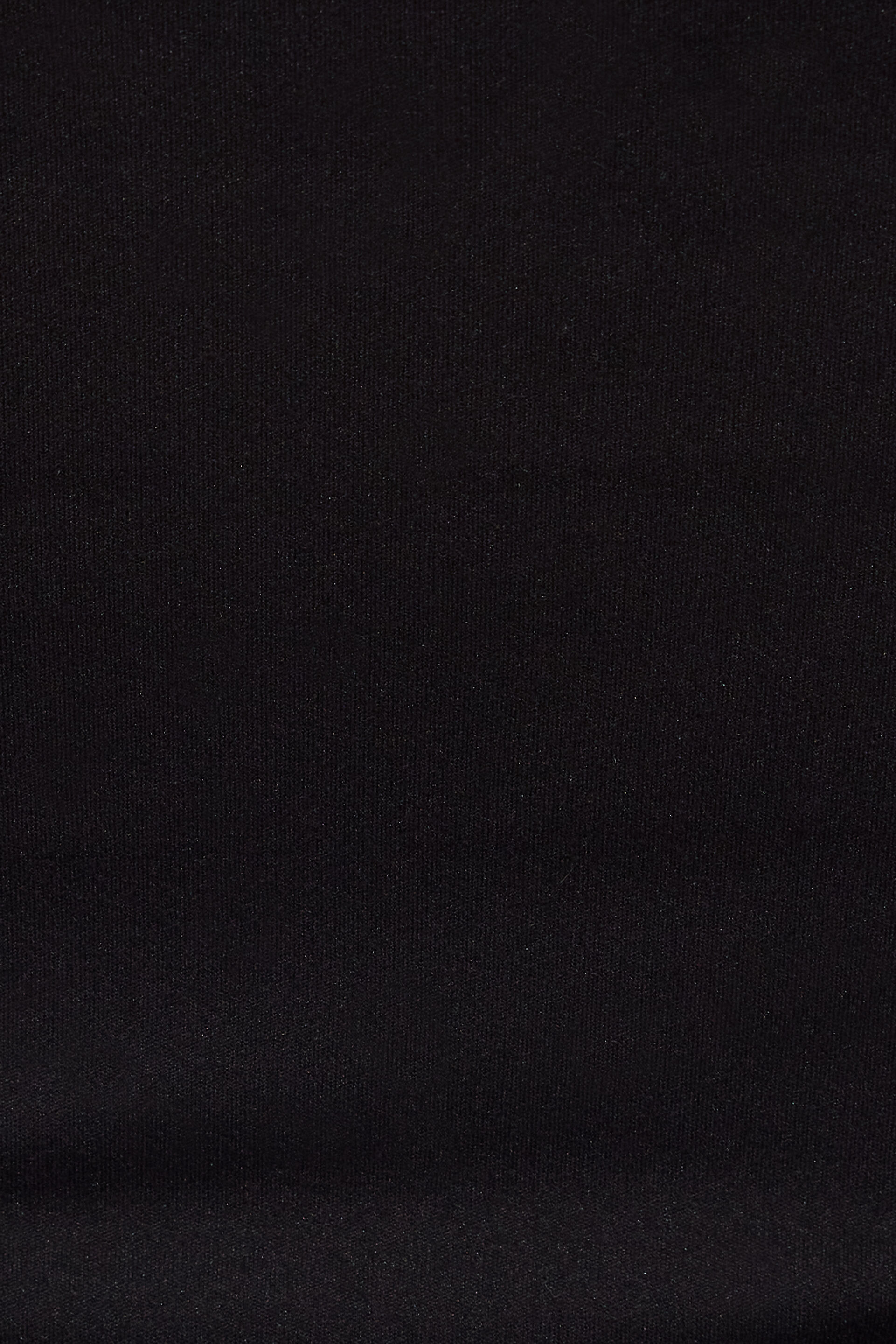 100096276_06V_alt4_1920x2880-3