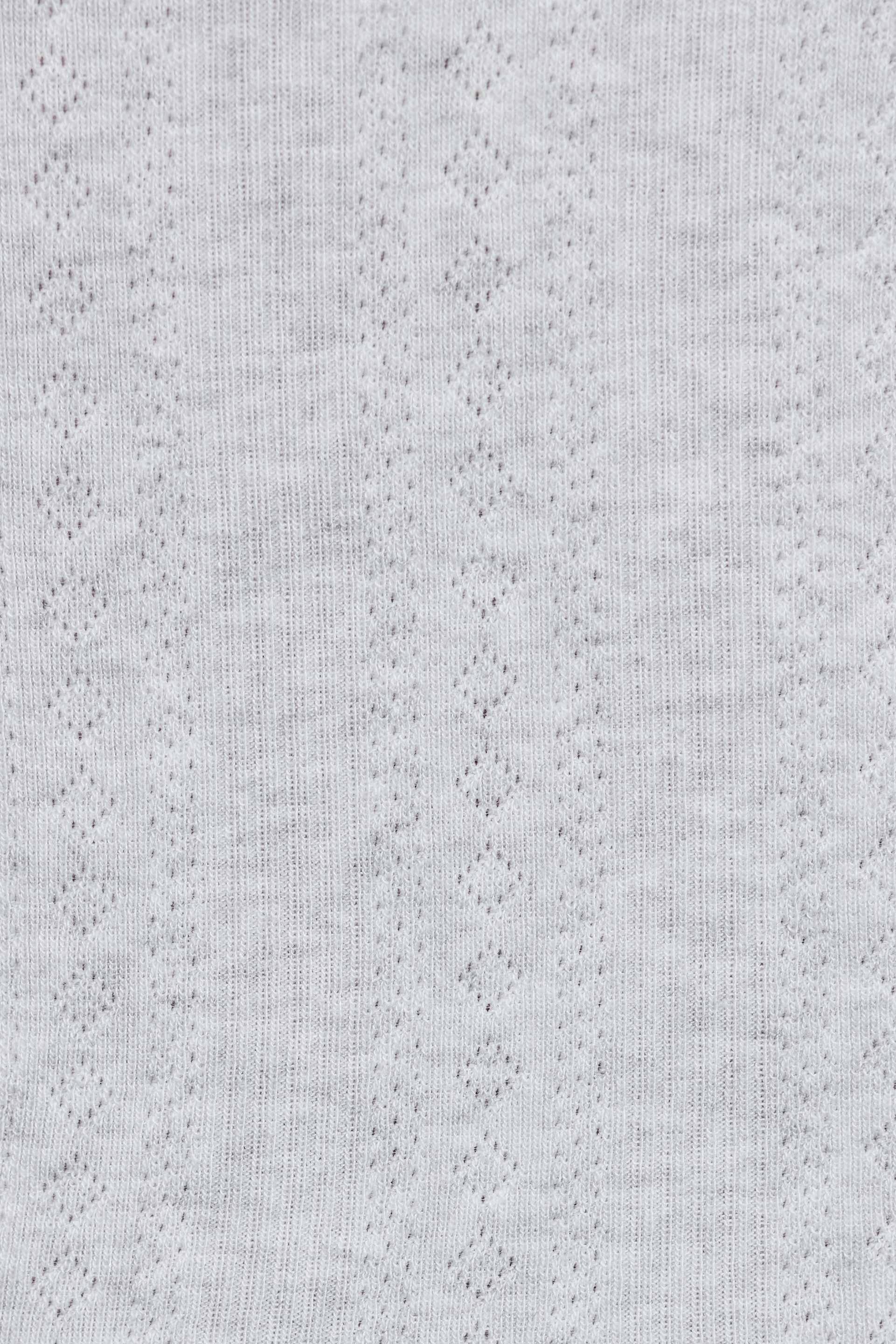 100096789_18X_alt3_1920x2880-1