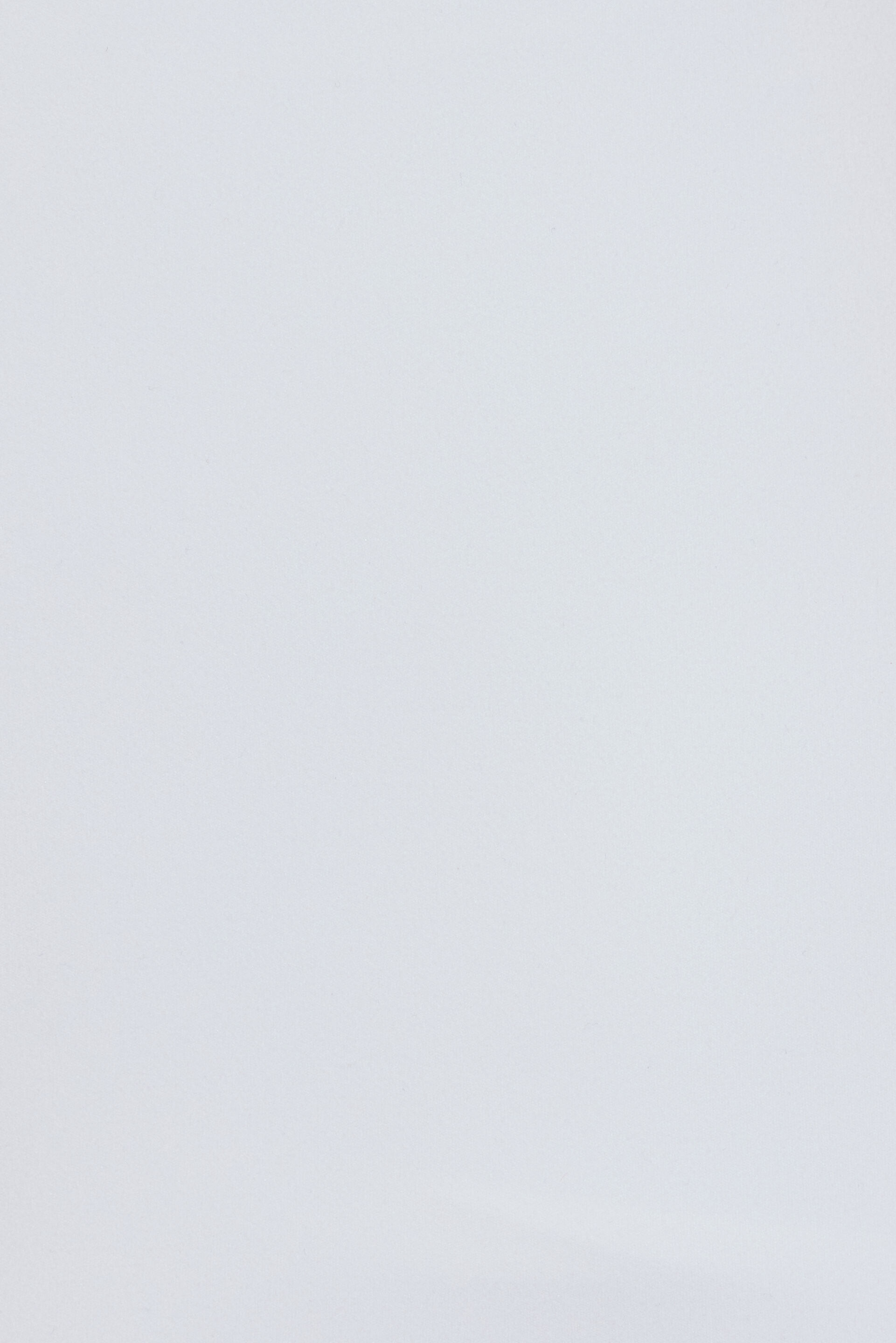 100096873_04N_alt5_1920x2880