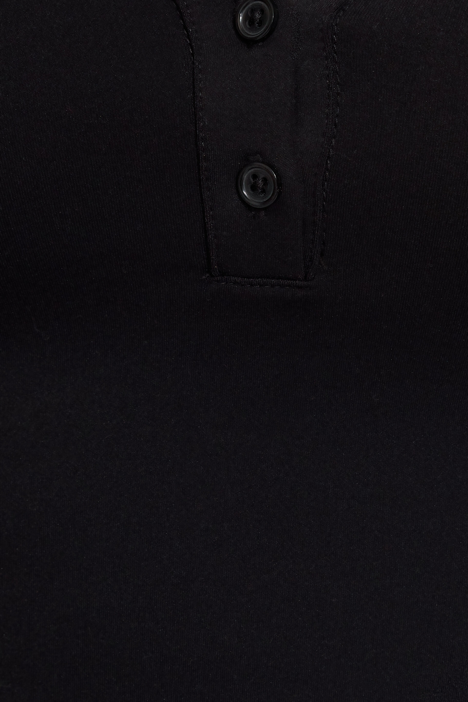 100097584_06V_alt5_1920x2880