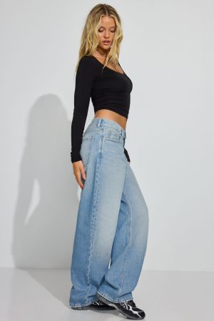 Low Rise Baggy Jeans