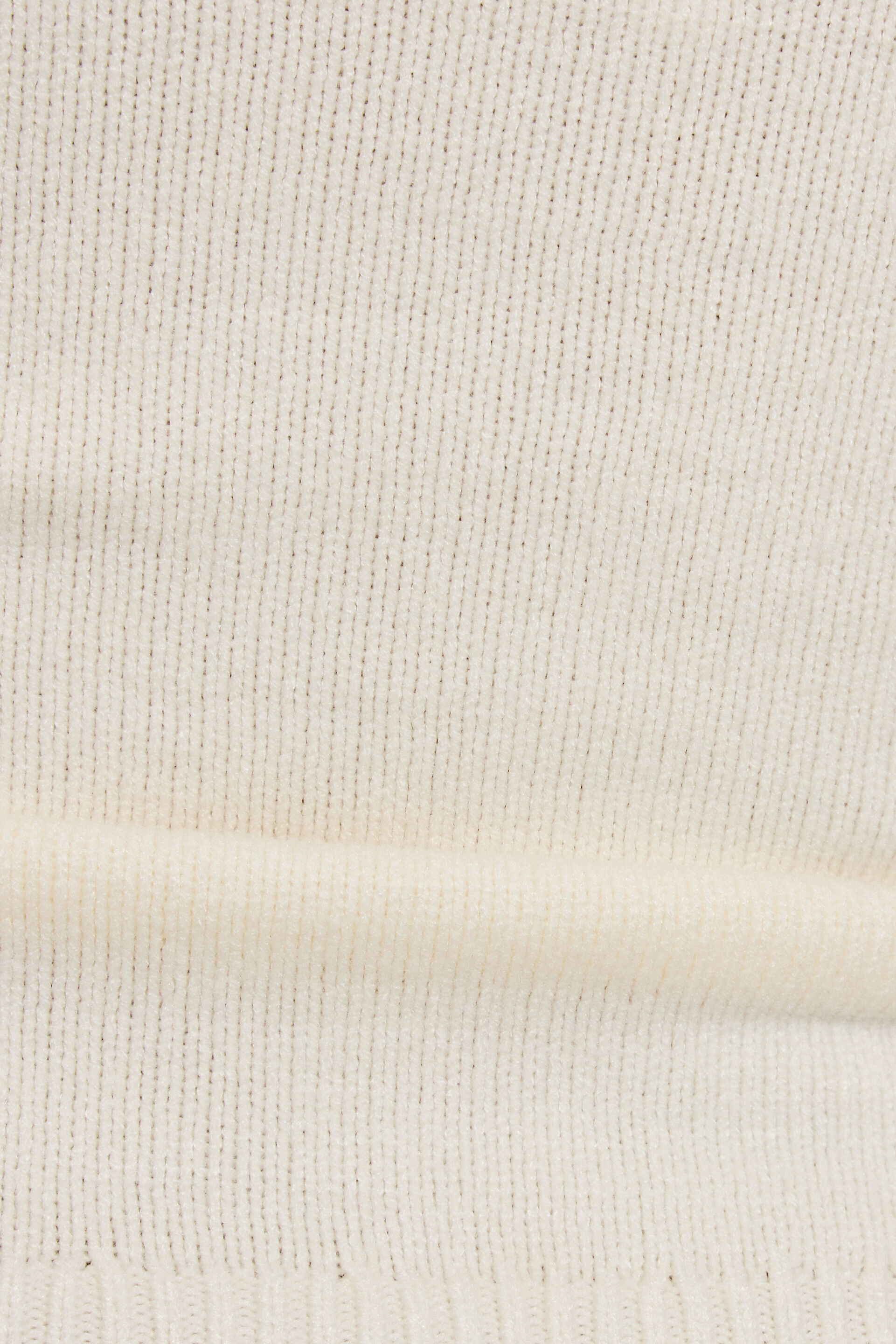 100097896_0QO_alt3_1920x2880-2