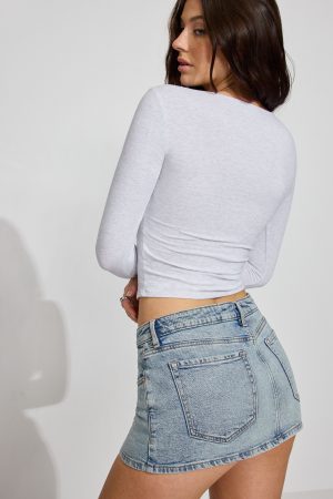 Scoop Neck Long Sleeve Top