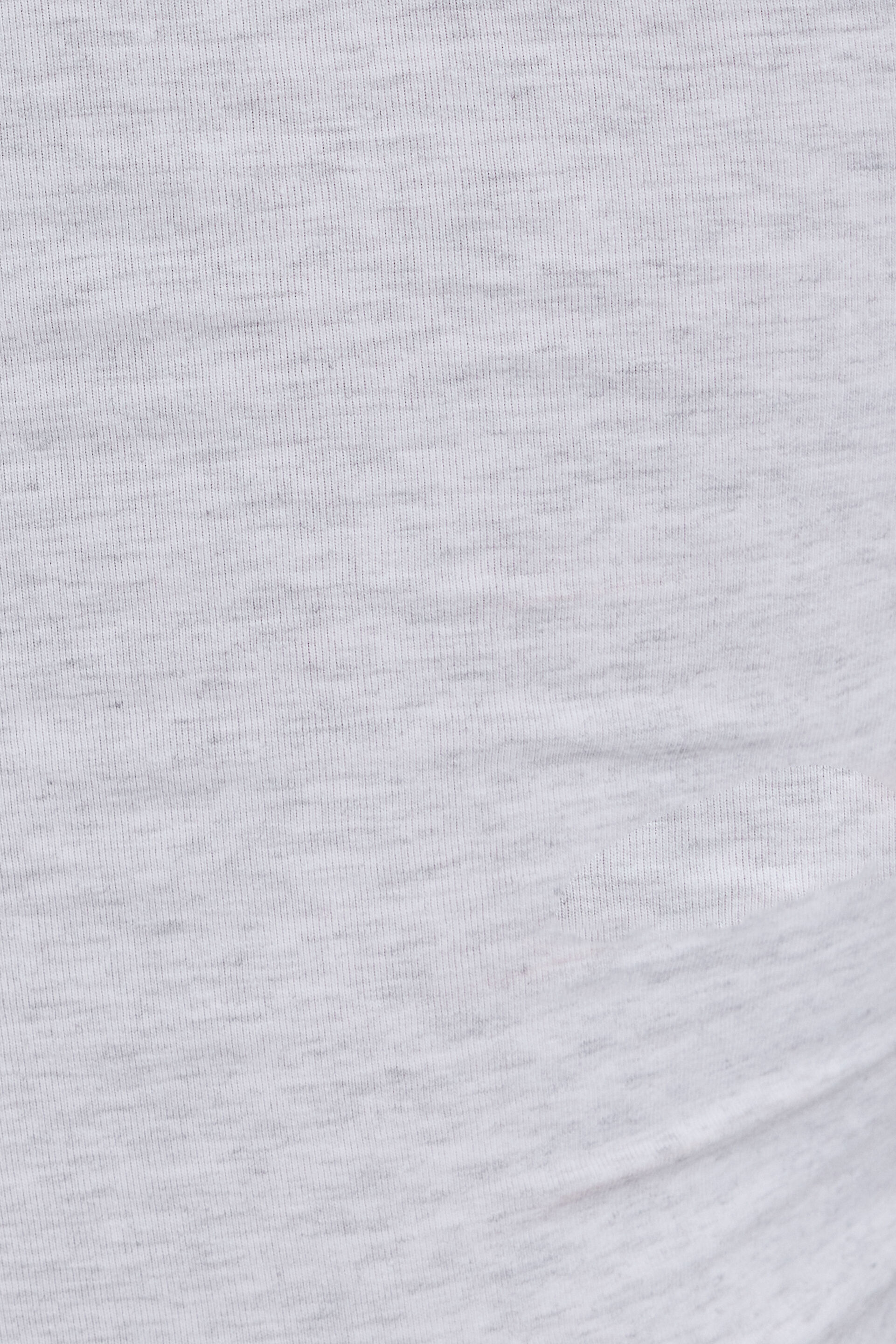 100097937_69I_alt3_1920x2880-3