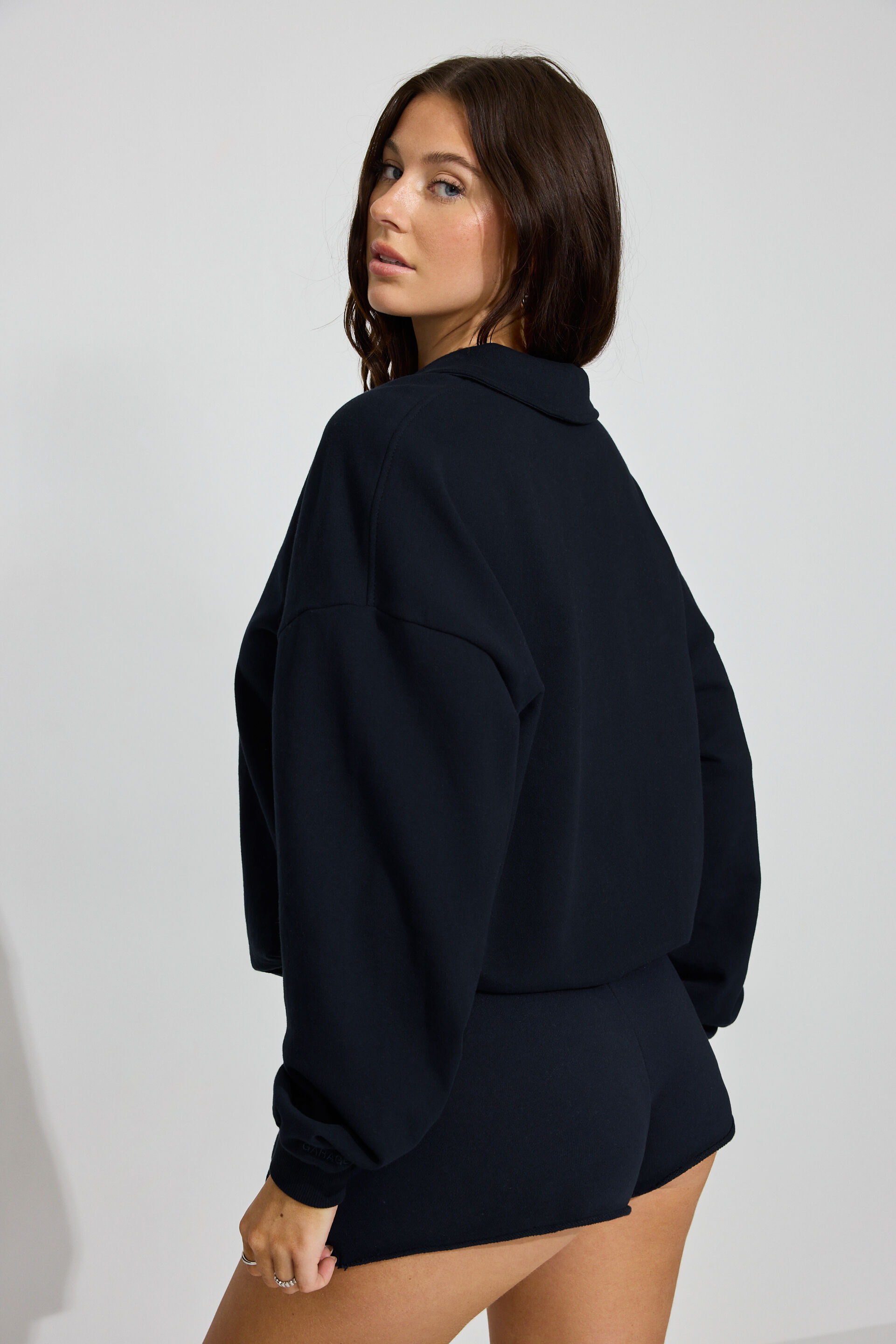 100097987_06G_alt4_1920x2880-4