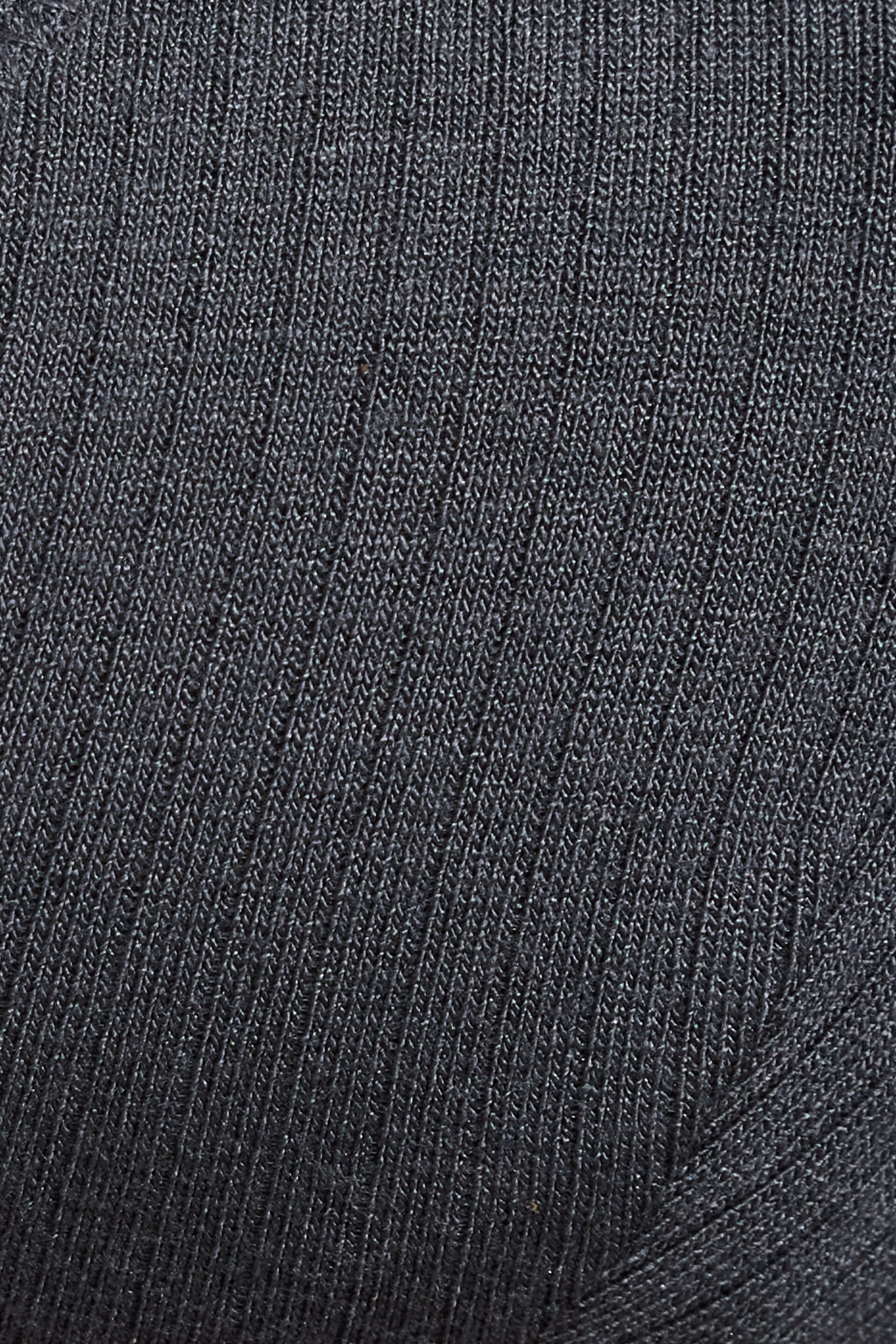 100098033_8D1_alt3_1920x2880