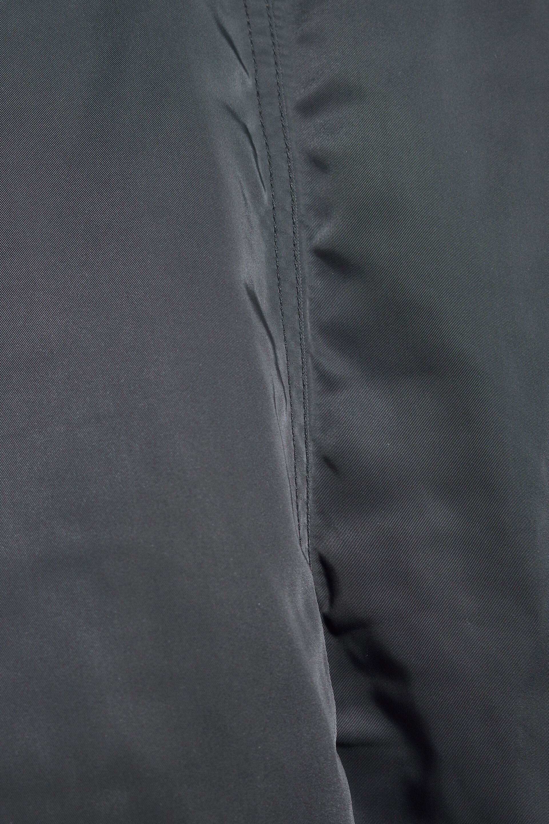 100098098_8B5_alt4_1920x2880