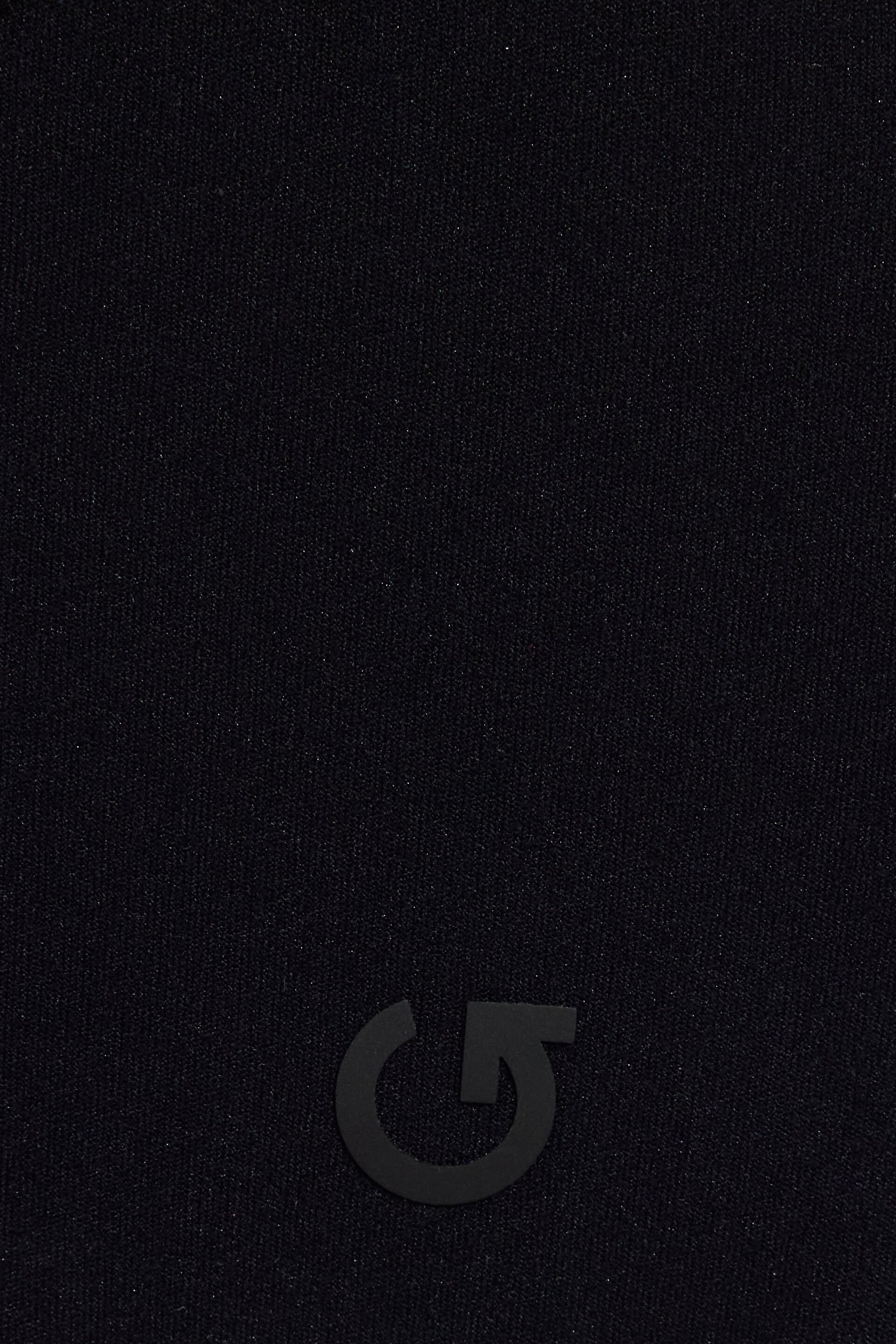 100098298_06V_alt4_1920x2880-9