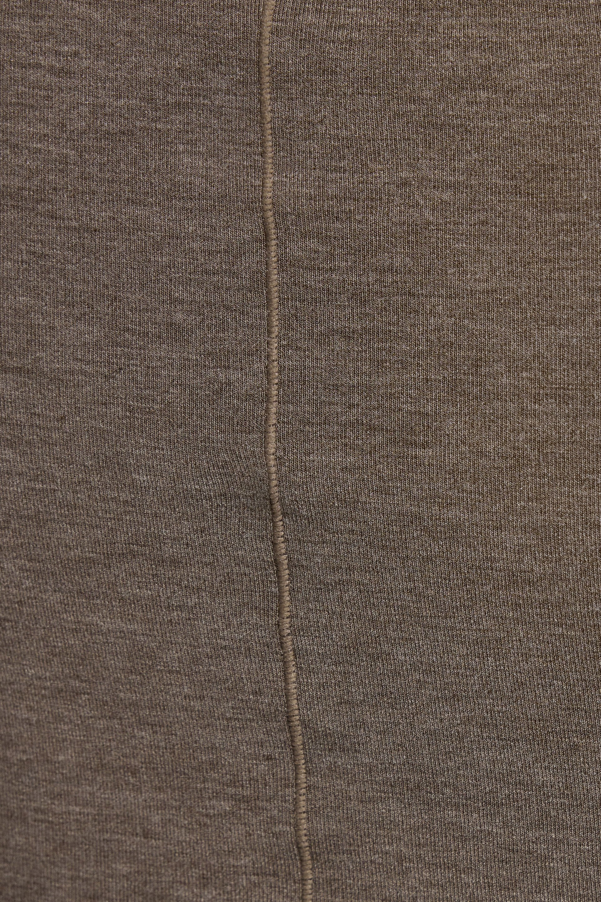 100098406_8CZ_alt3_1920x2880-2