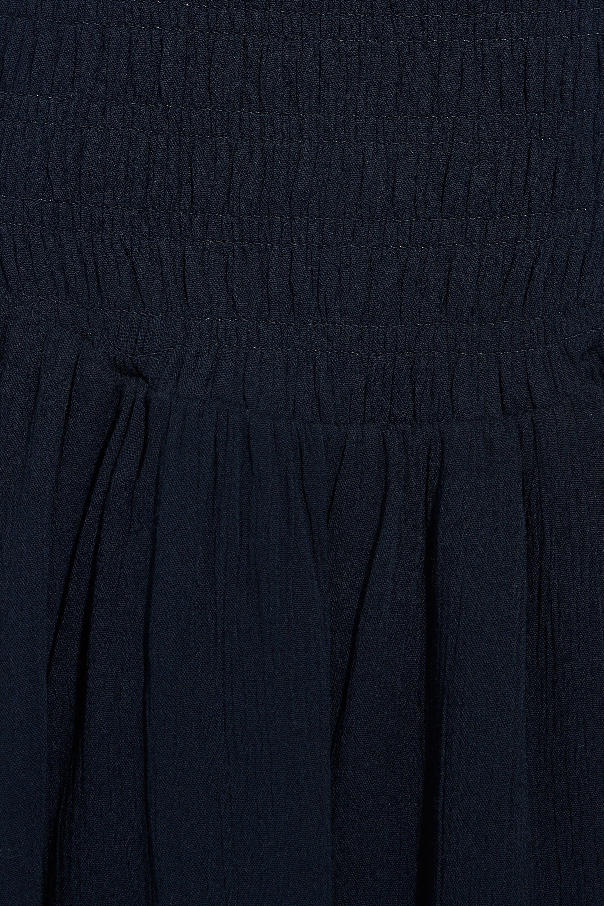 100098625_06G_alt4_1920x2880