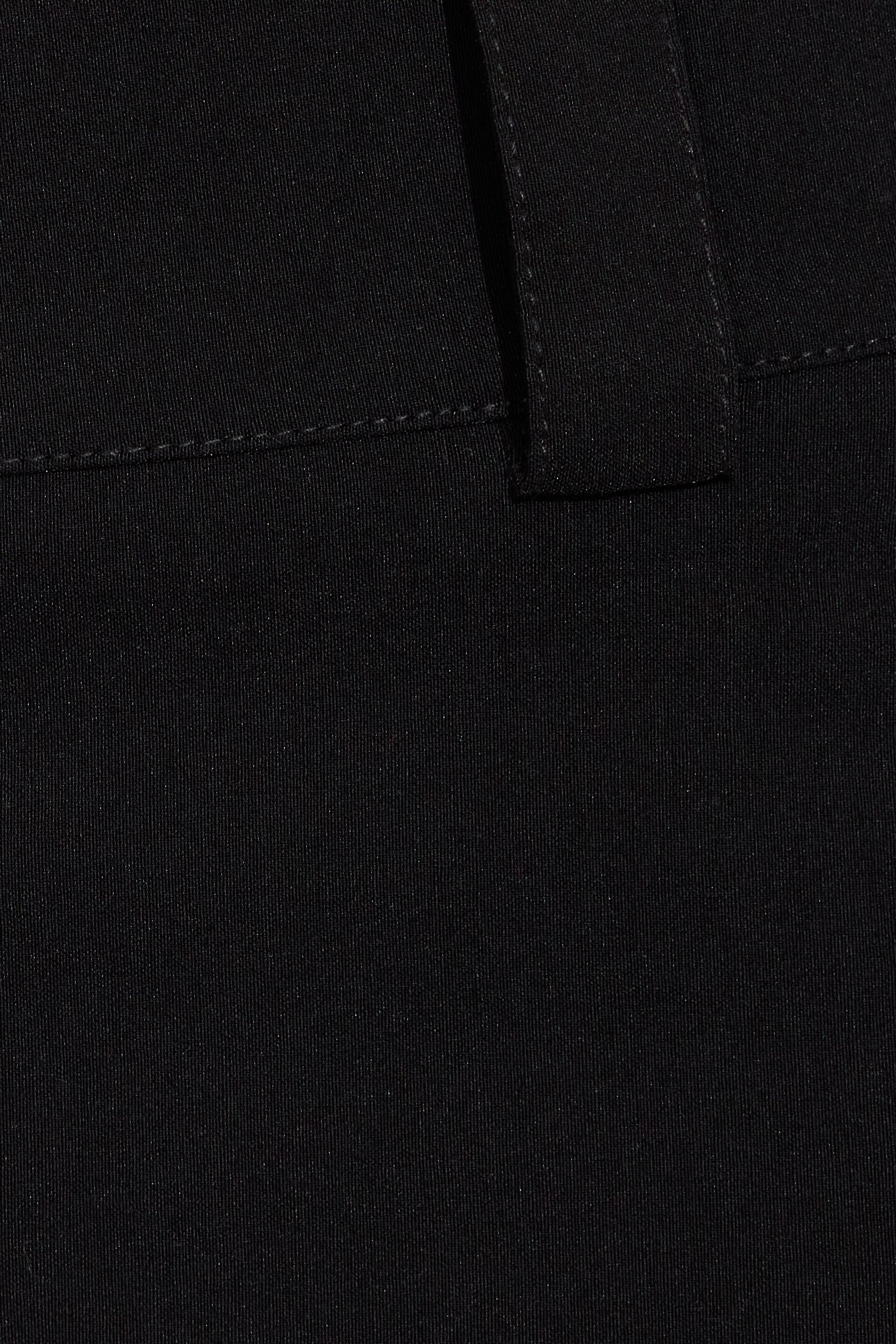 100098845_06V_alt5_1920x2880-6