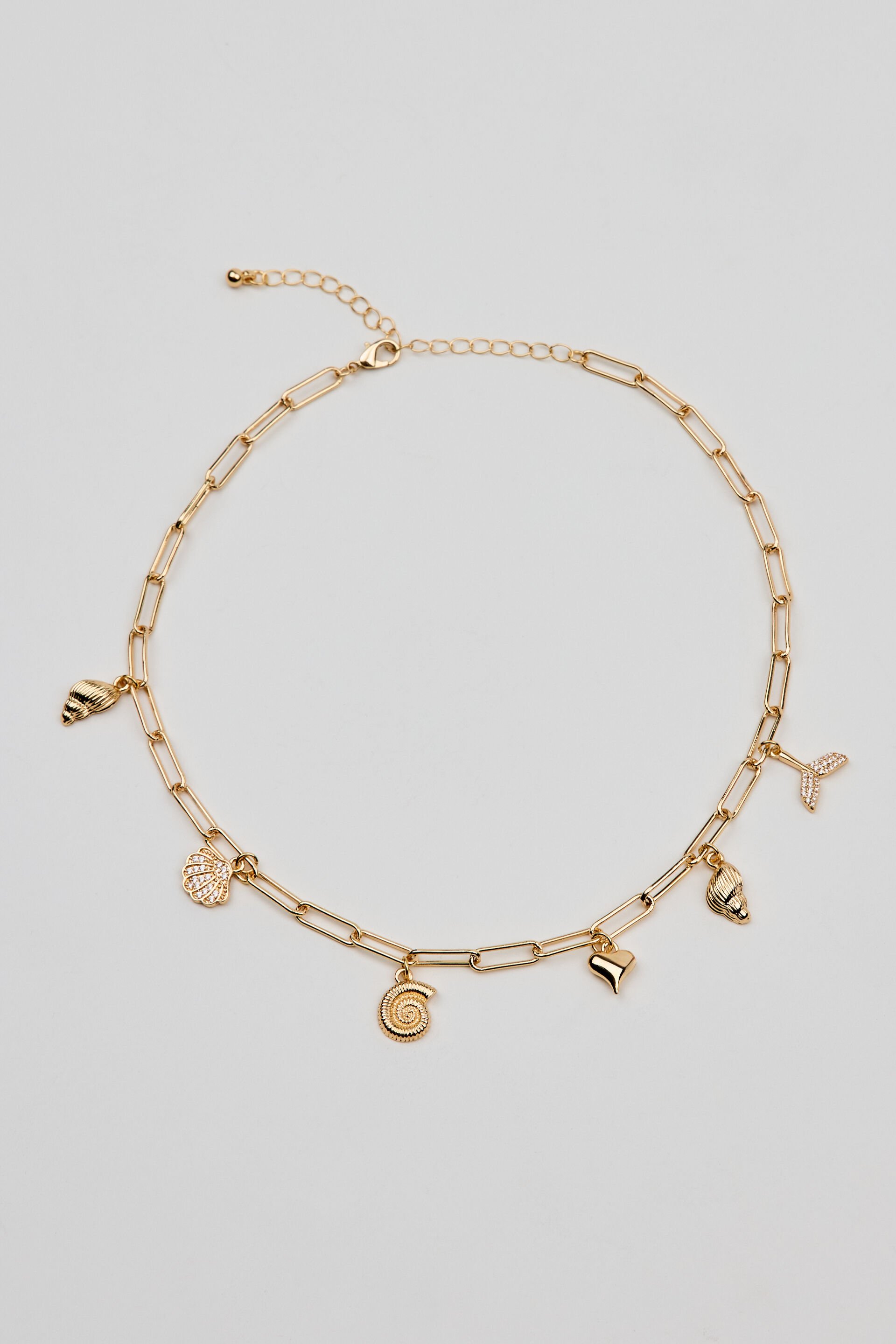 100099358_5DS_alt2_1920x2880