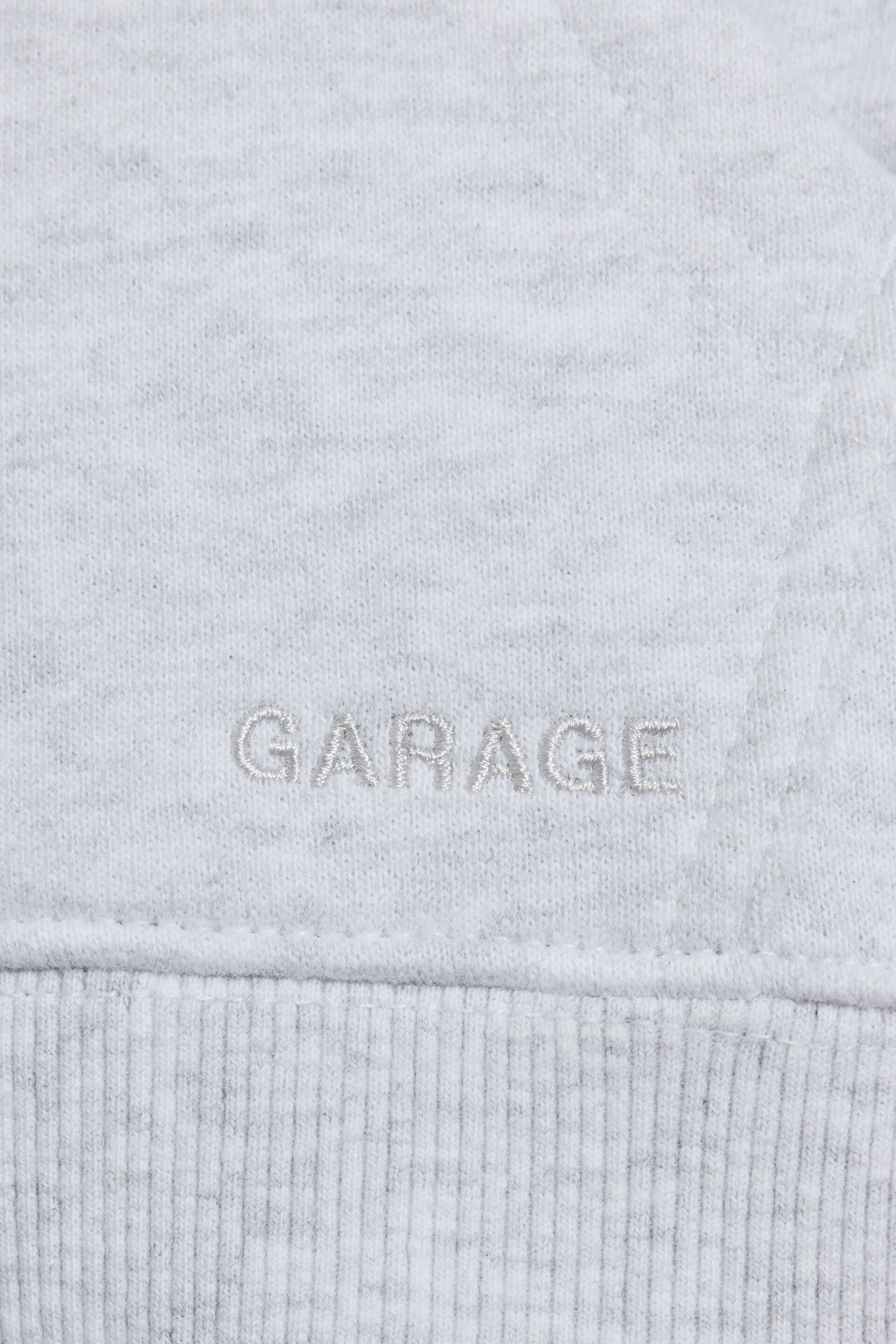 100099419_18X_alt4_1920x2880-4