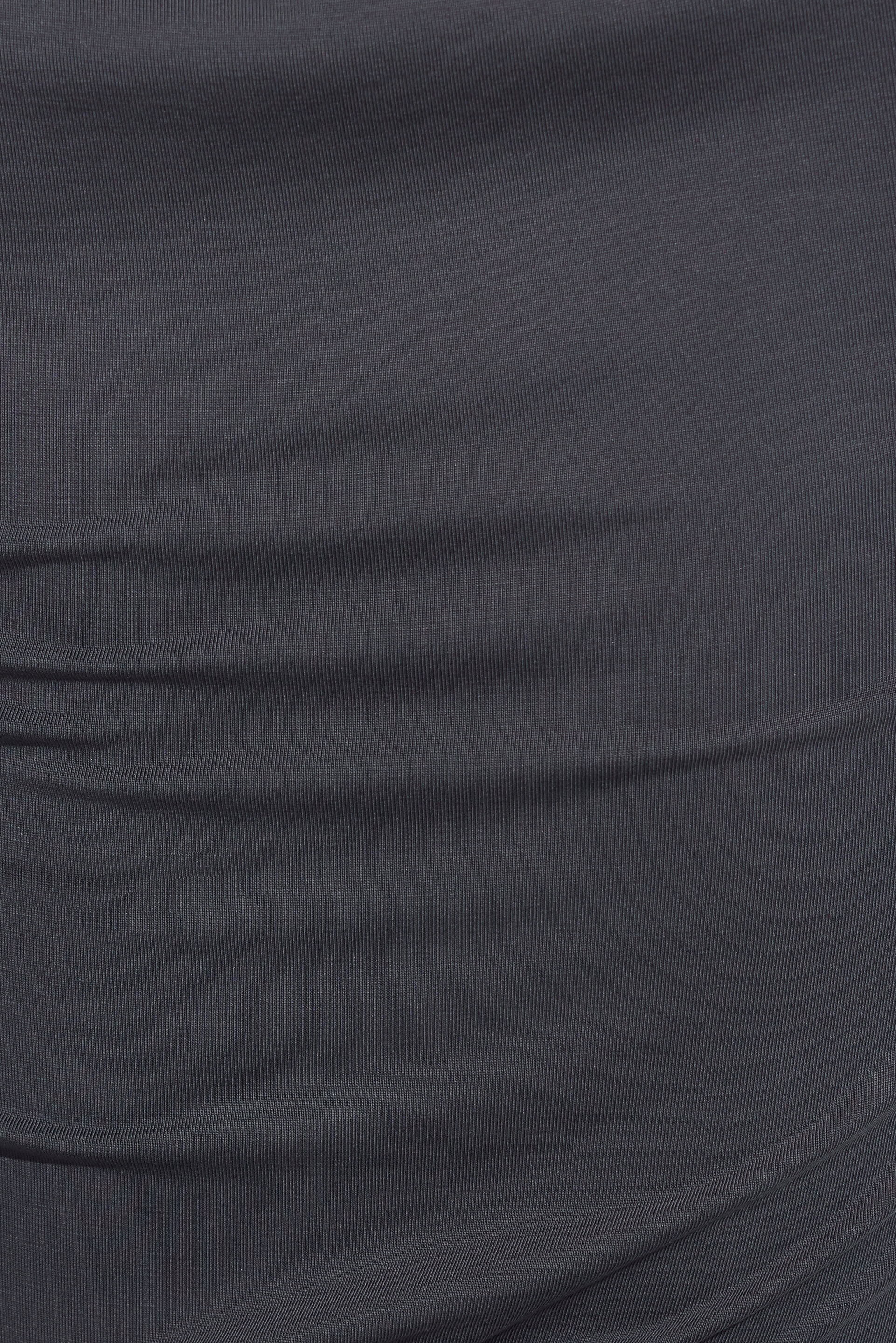 100099424_47Z_alt4_1920x2880-2