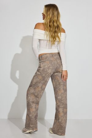 Camo Low Rise Baggy Pants