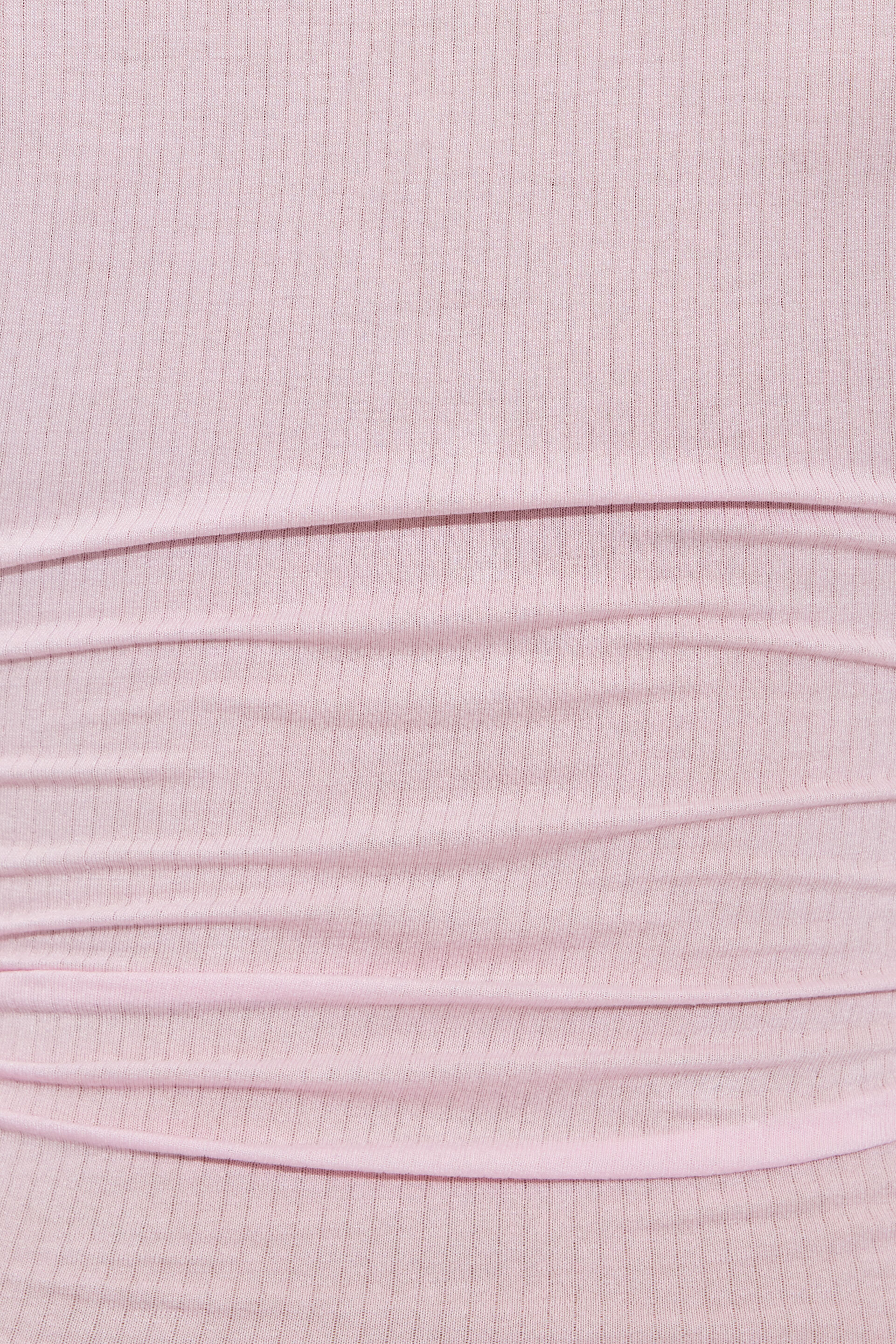 100099749_01K_alt4_1920x2880