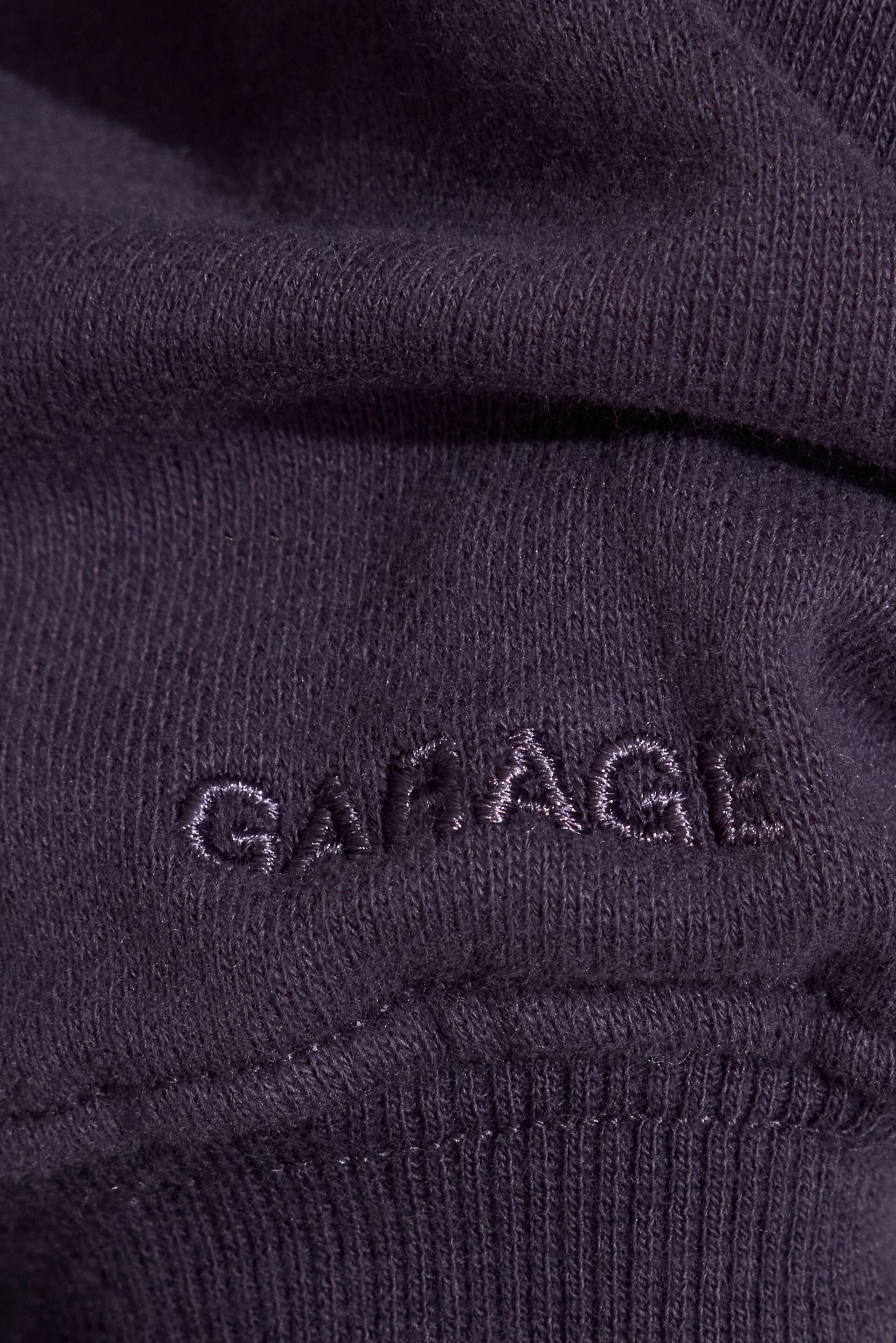 100099811_8AH_alt4_1920x2880-9