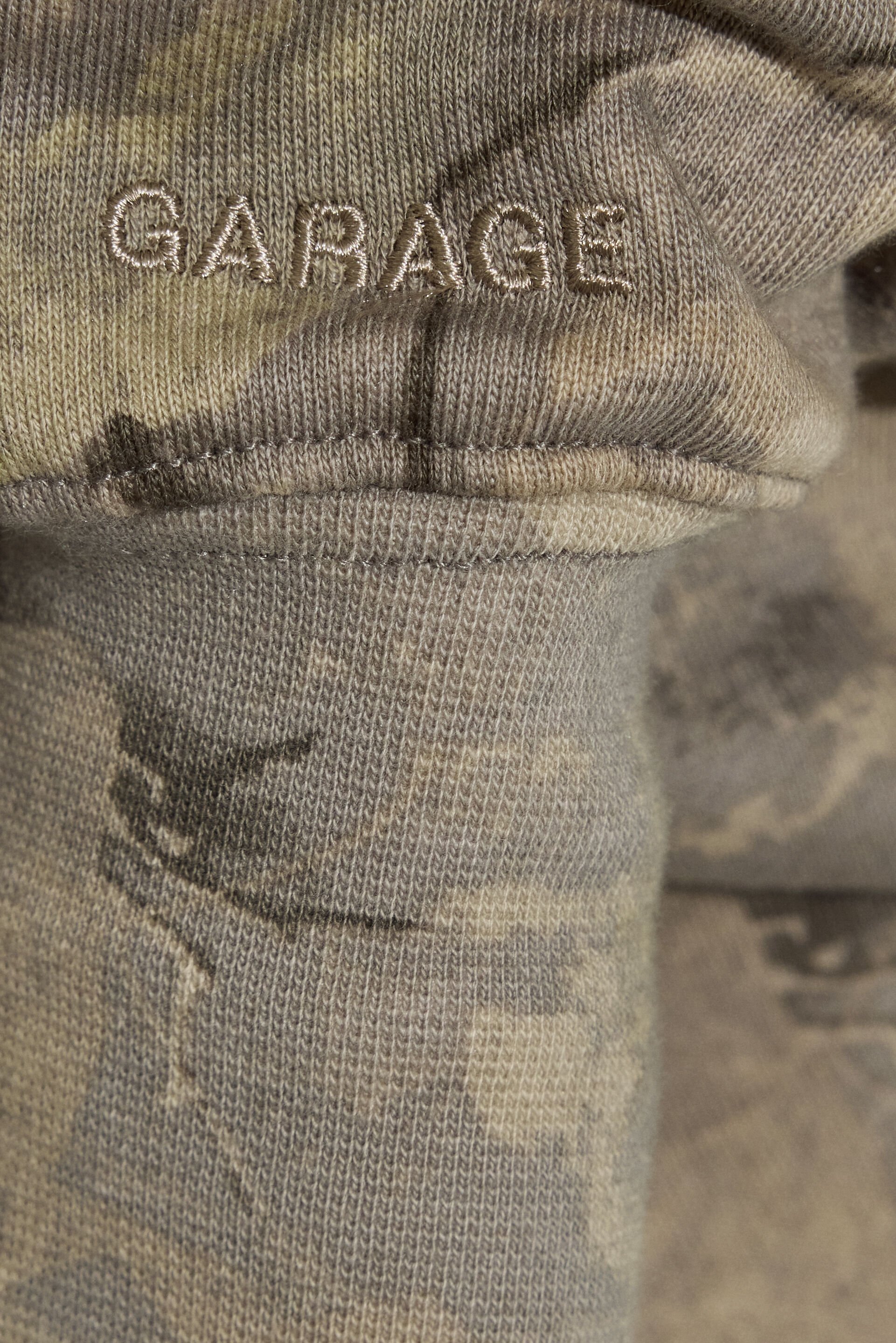 100099811_8DW_alt4_1920x2880-7