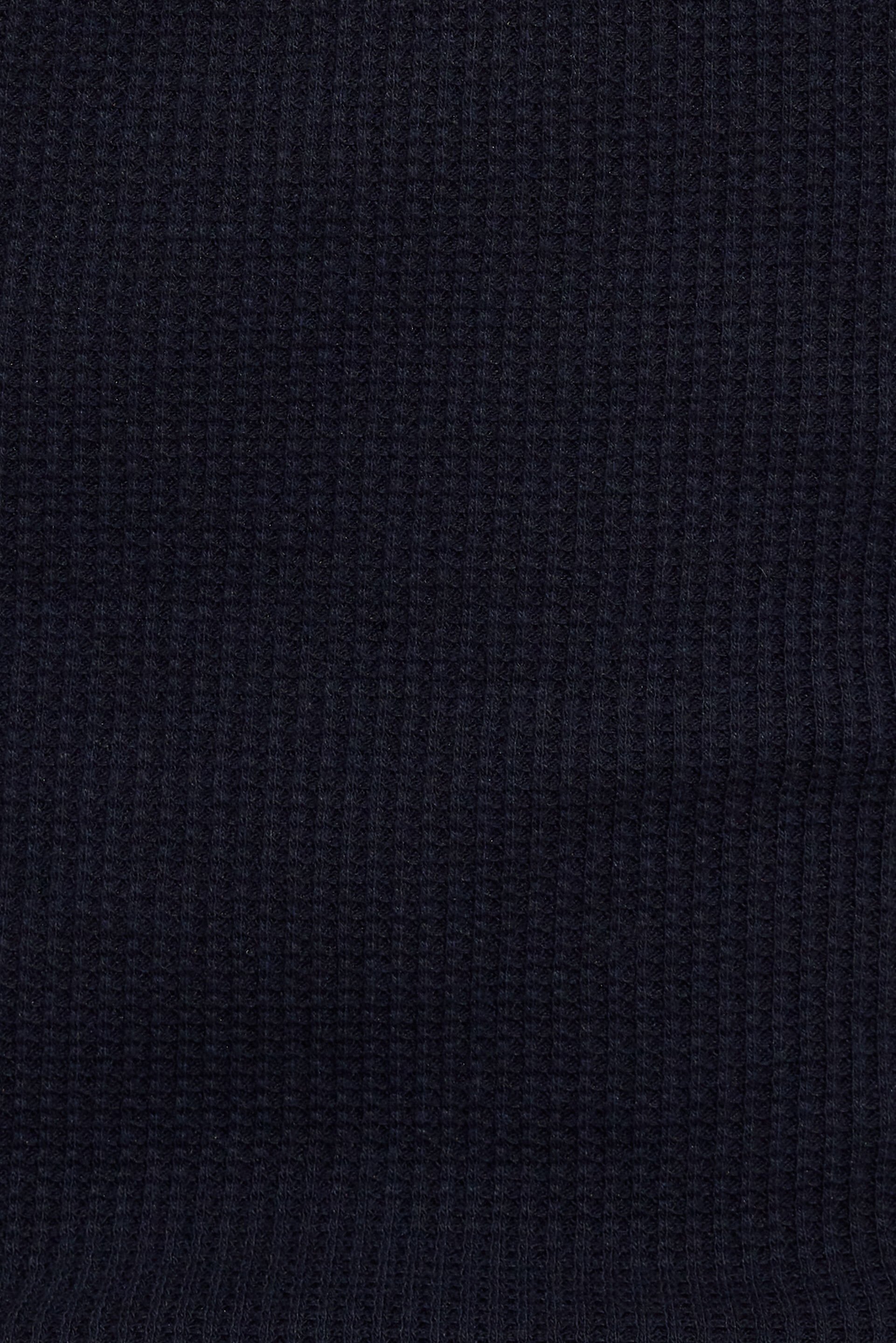 100099838_06G_alt3_1920x2880-1