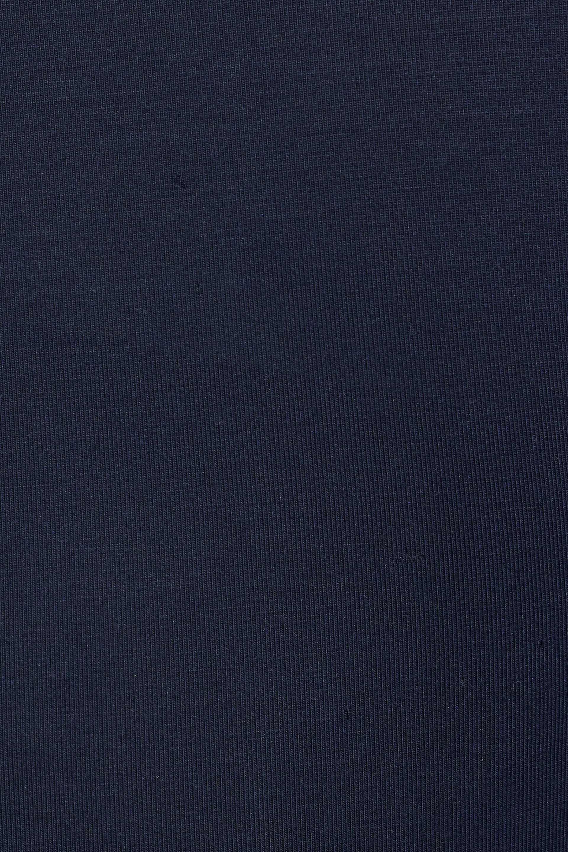 100100047_06G_alt3_1920x2880-9