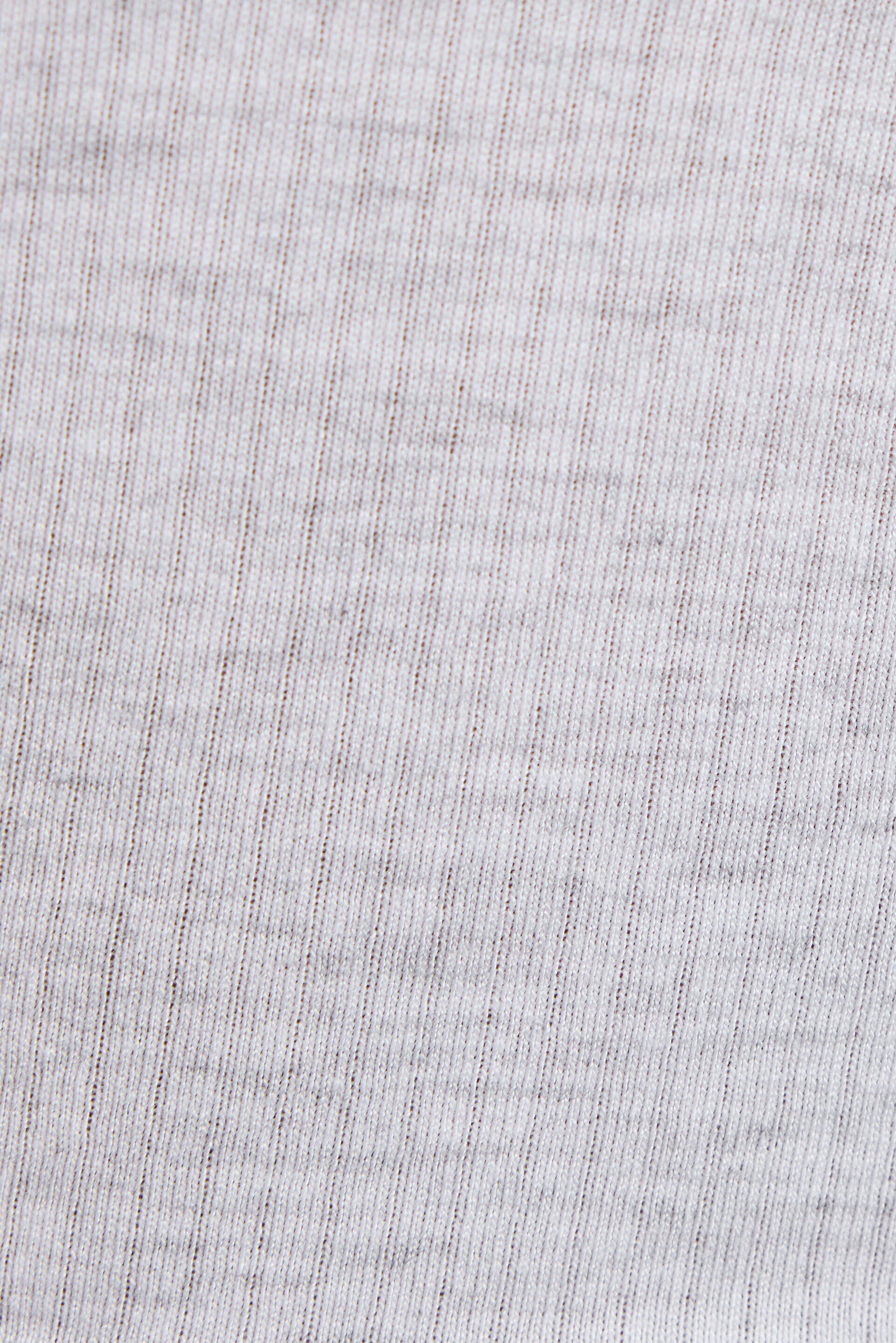 100100145_18X_alt3_1920x2880