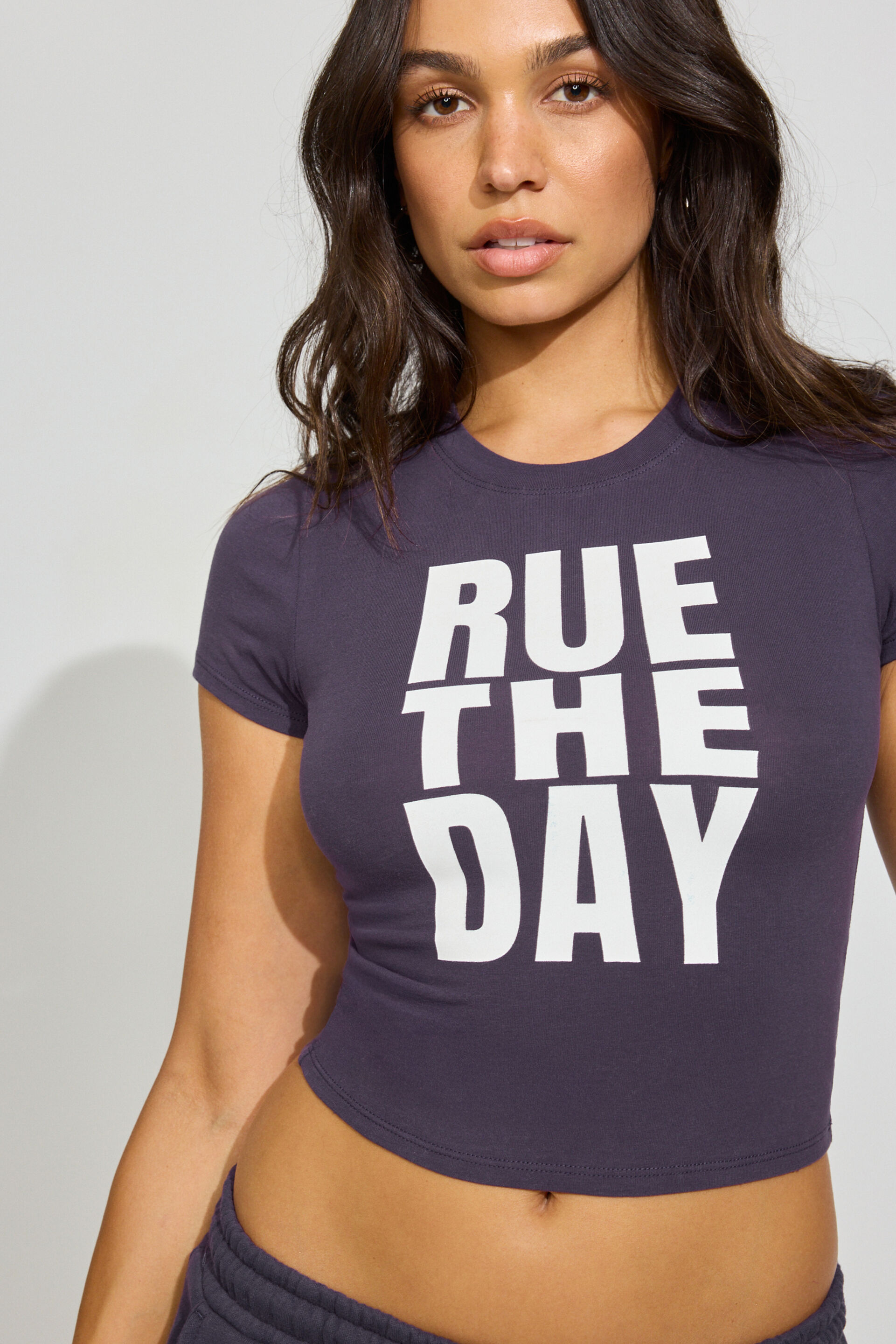 100100556_8FS_alt1_1920x2880